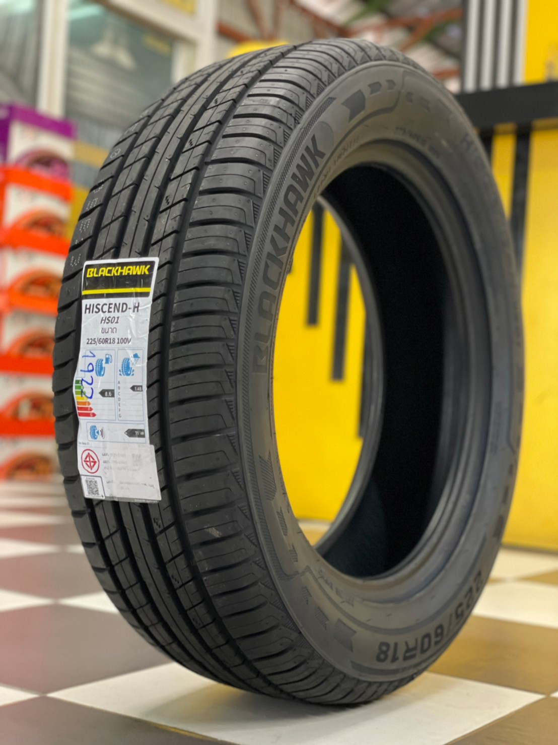 #BLACKHAWK Hiscend HS01 225/60R18 ยางใหม่ปี2022