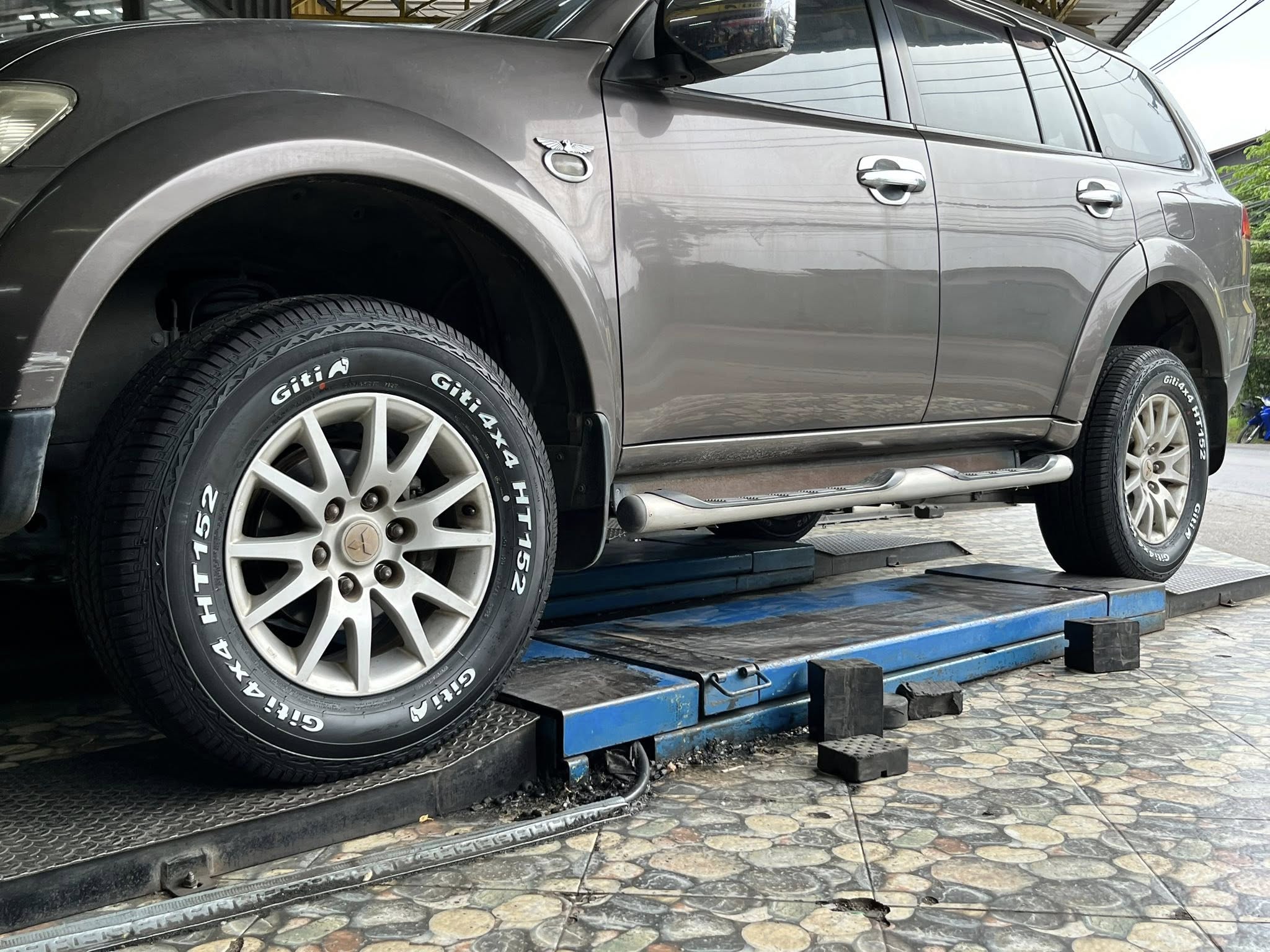 MITSUBISHI_PajeroSport 🛞🐘#GITI_4x4HT152_265/65R17