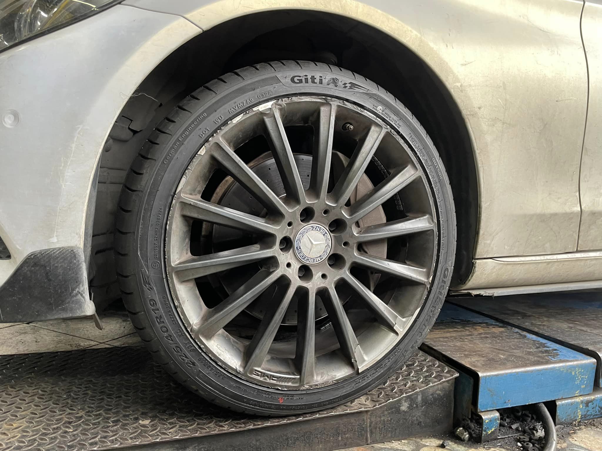 🚗#BENZ_C350e เปลี่ยนยาง 🛞#ยางจีที #ยางสปอร์ตสมรรถนะการขับขี่สูง 🛞 🛞#Giti_SportS2 225/40R19