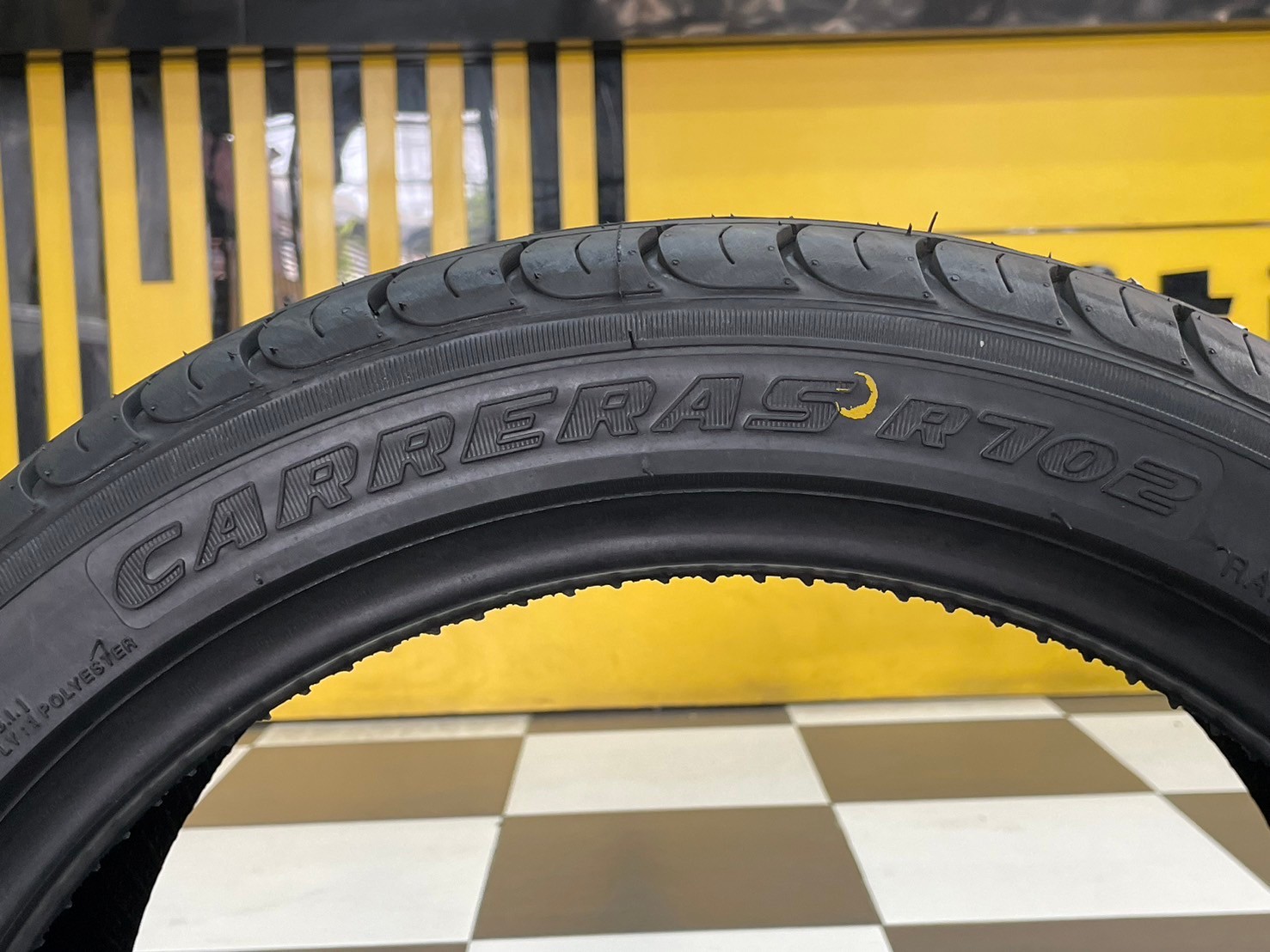ยางใหม่ดีสโตน #DEESTONE CARRERAS #R702 205/45R17 ยางใหม่ปี2024
