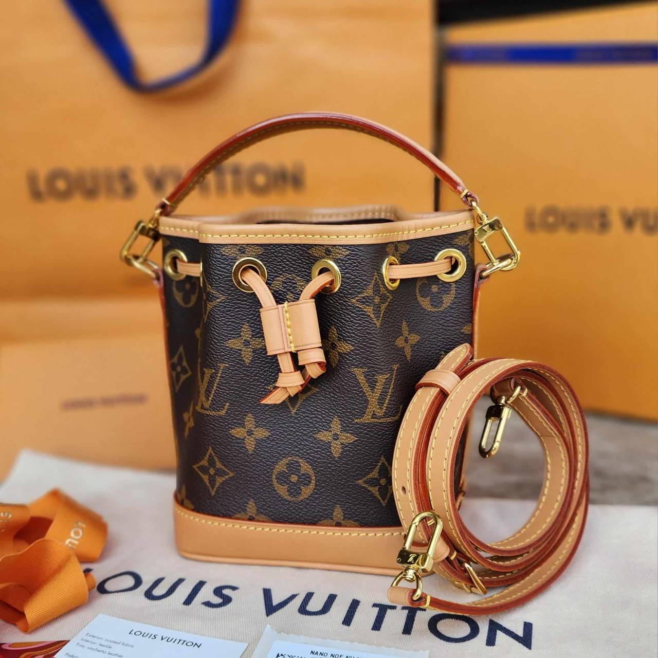 กระเป๋าLVรุ่น Nano Noé มือสอง รุ่นใหม่ สายถอดได้