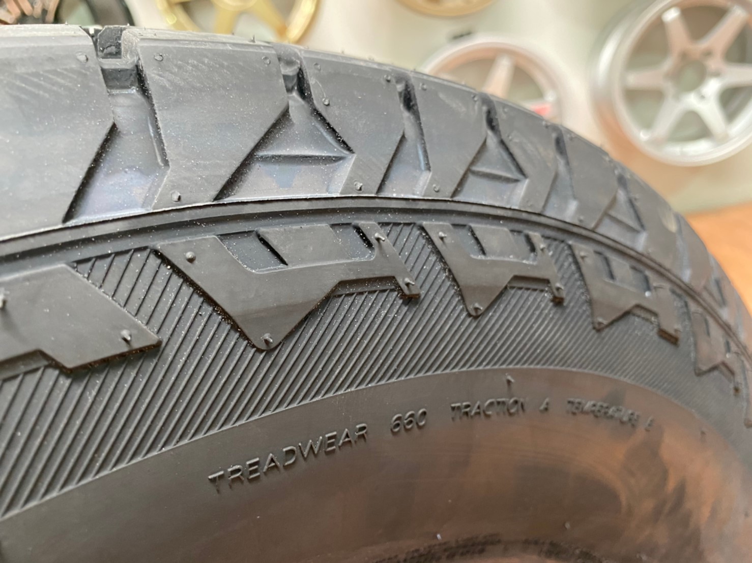 Hankook Dynapro AT2 265/70R16 (RF11) ยางใหม่ปี2020 ยางลายใหม่ตัวหนังสือสีขาว
