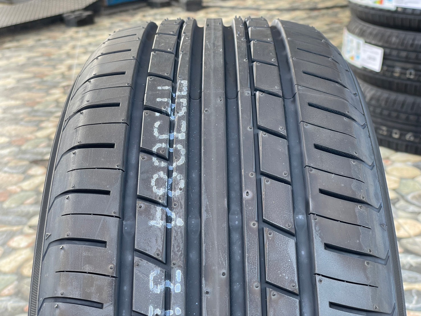 215/45R17 ALLIANCE AL30 By YOKOHAMA ยางใหม่ปี2023