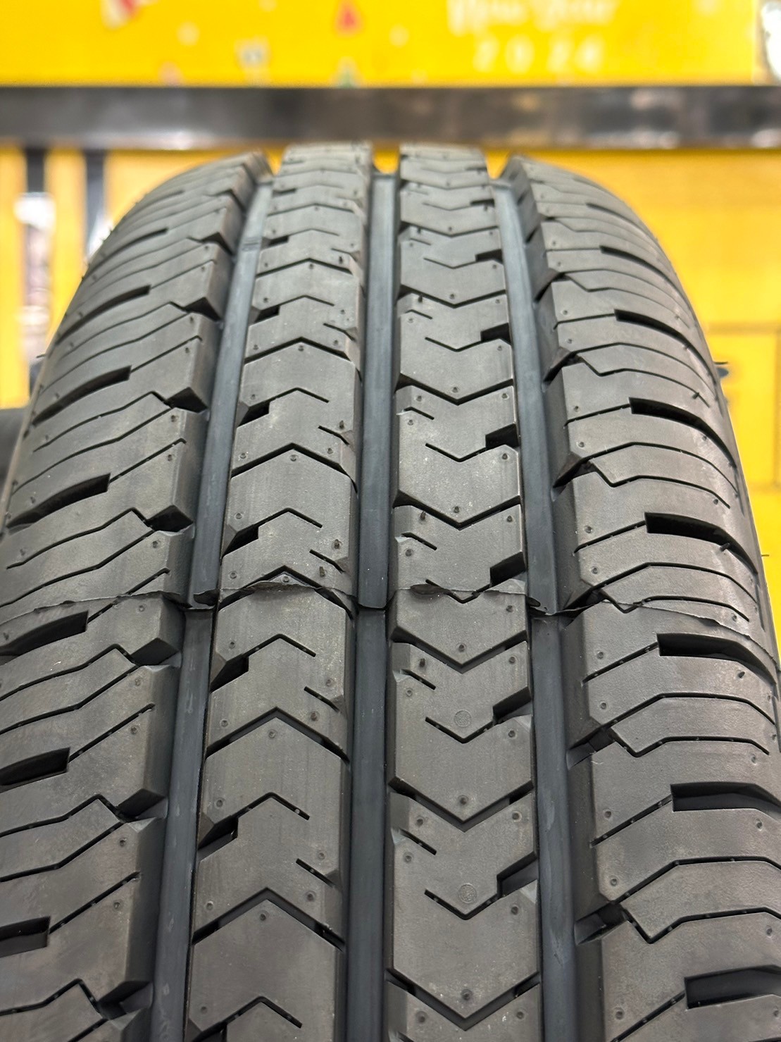 🔥🔥🔥ราคาโปรโมชั่น🔥🔥🔥 ยางใหม่ GOODRIDE SC326 195R14C ยางใหม่ปี2024