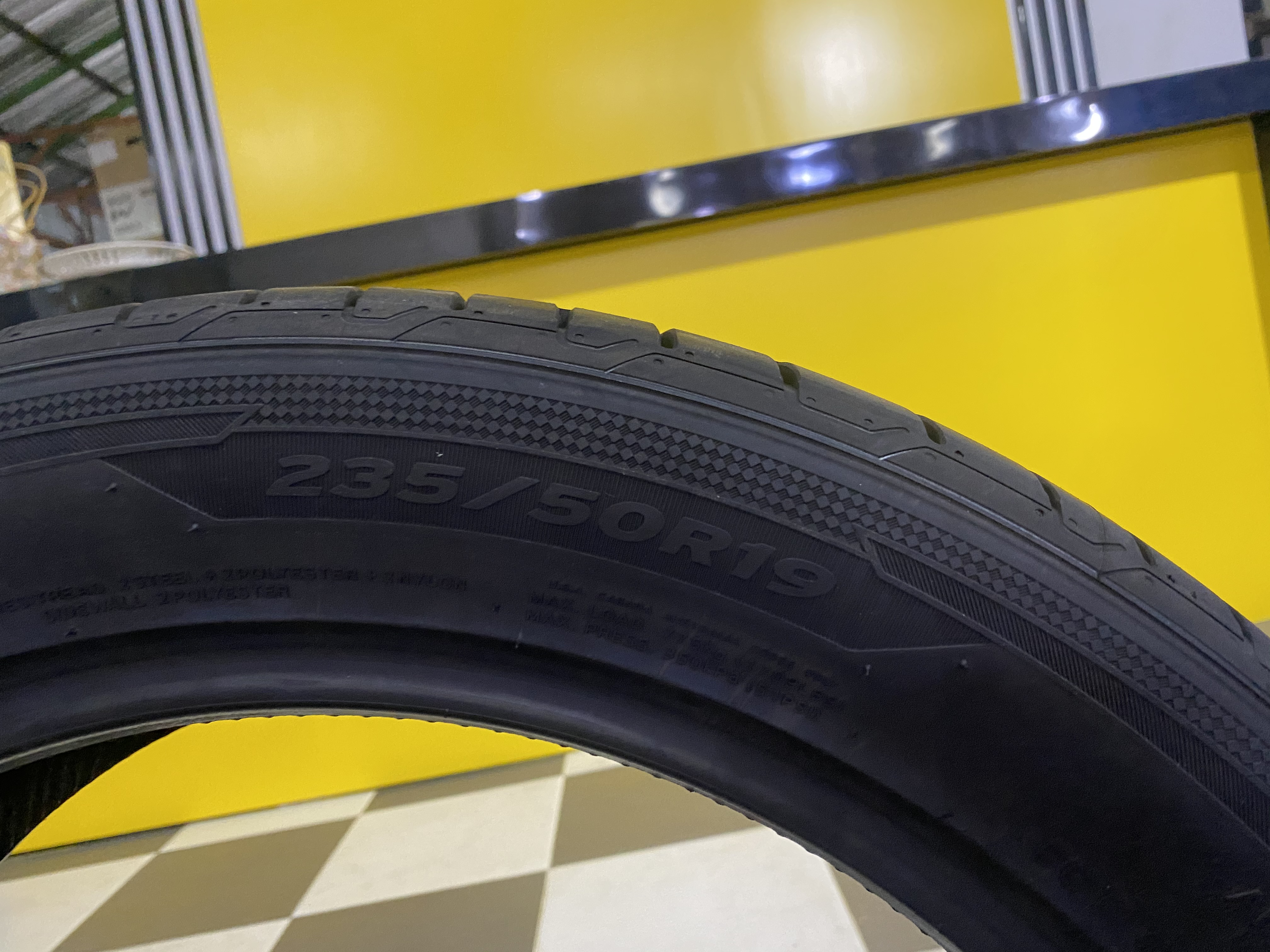 HANKOOK VENTUS PRIME3 K125 ขนาด 235/50R19