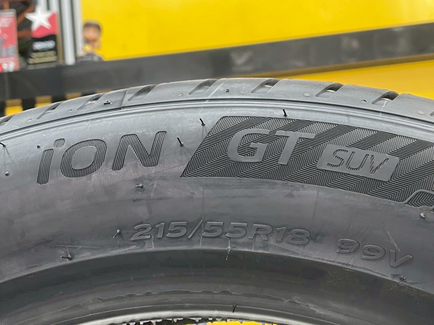 ยาง Hankook iON GT 215/55R18 ยางใหม่ปี2025 สำหรับรถยนต์ไฟฟ้า (EV)