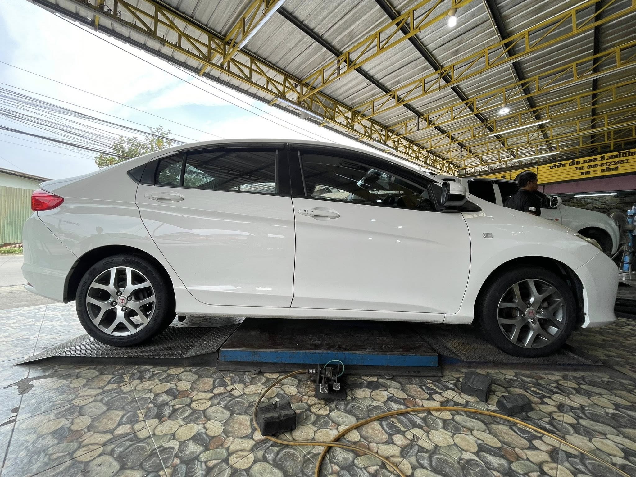 HONDA_CITY🚘เปลี่ยนยาง 🛞🐘#Continental_CC7_185/55R16