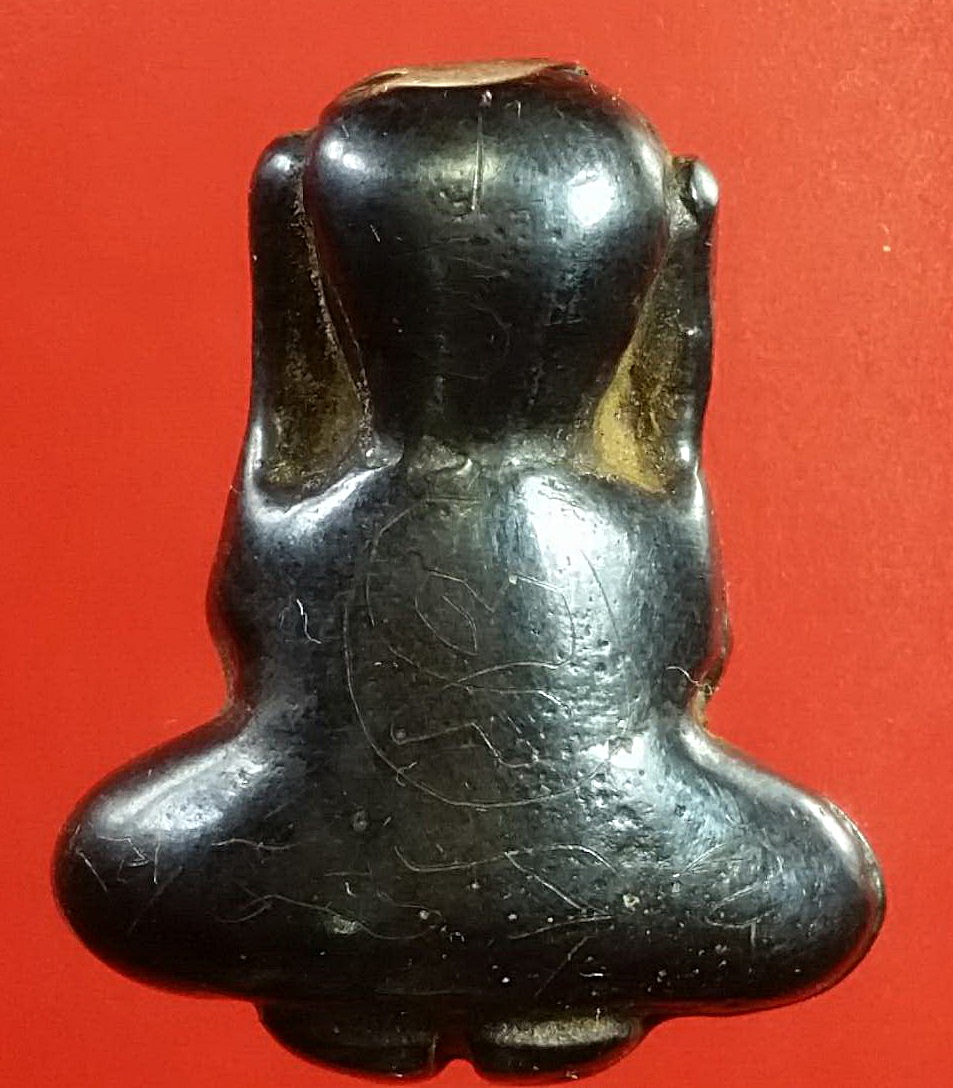 พระปิดตา หลวงปู่นาค วัดห้วยจระเข้