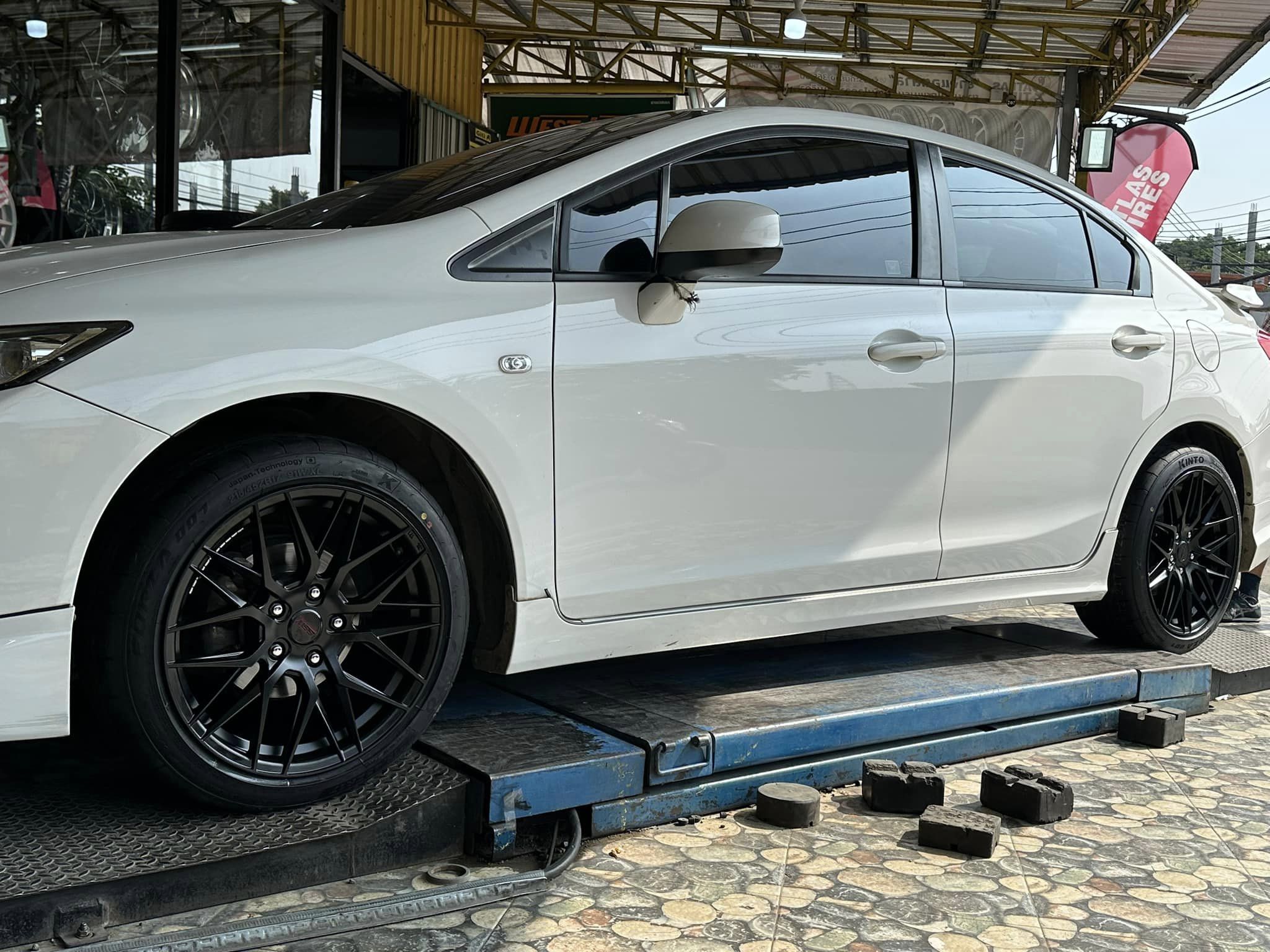 🚘#HONDA_CIVIC🚘 🛞 #ล้อแม็กซ์ #SSW348 17” 5x114 🛞 #KINTO_Forza001 215/45R17