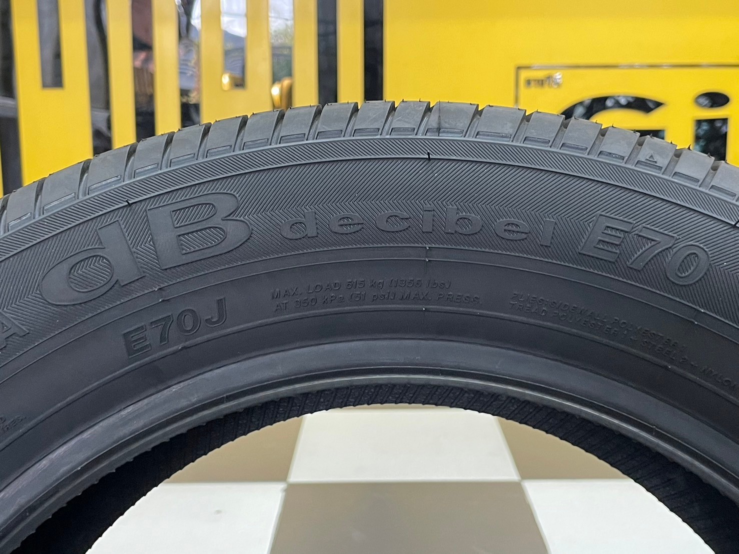 ยางใหม่ Yokohama Advan dB E70 205/55R16 ยางใหม่ปี2024