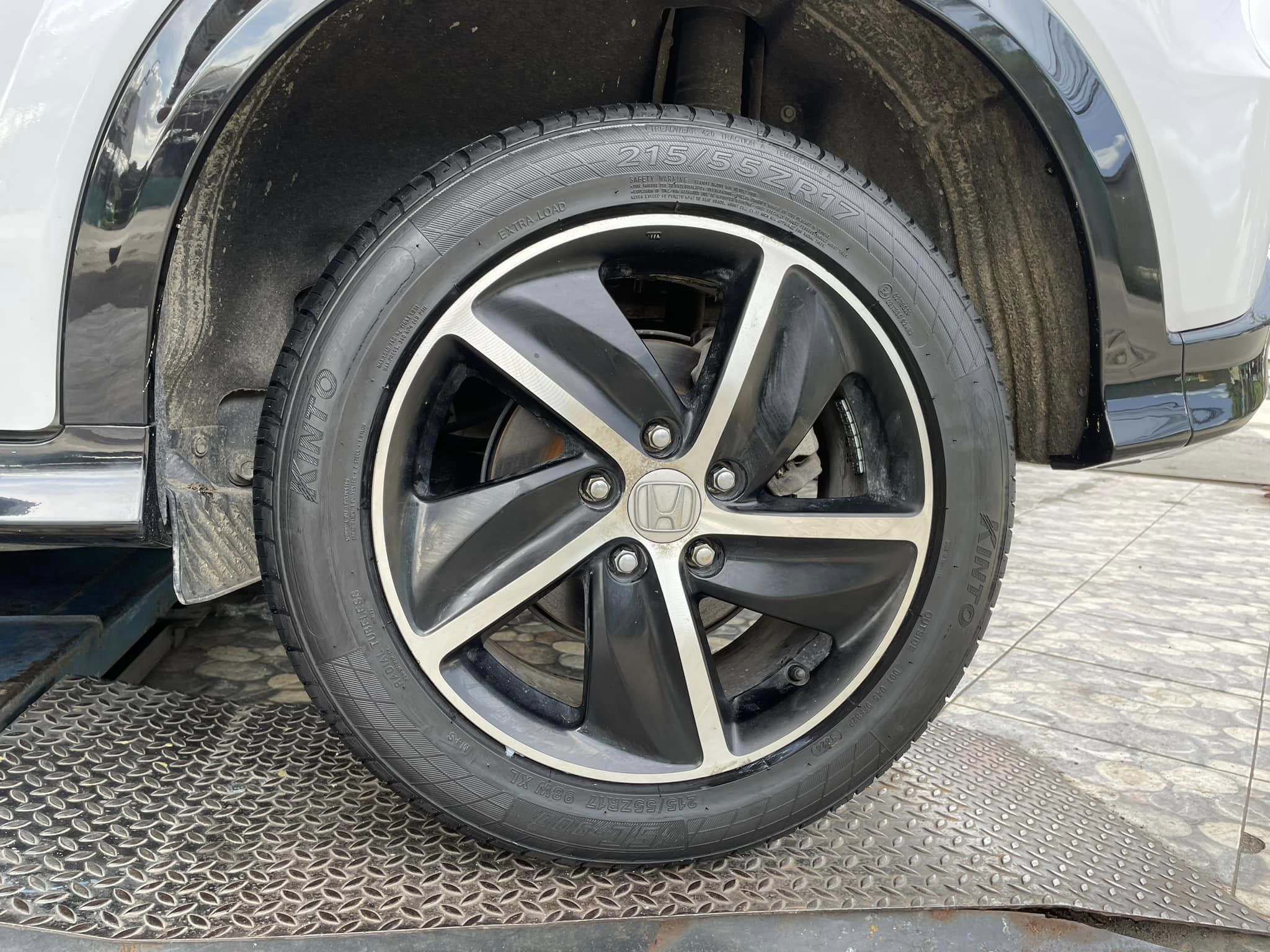 #HONDA_HR-V เปลี่ยนยาง #KINTO_SC900_215/55R17