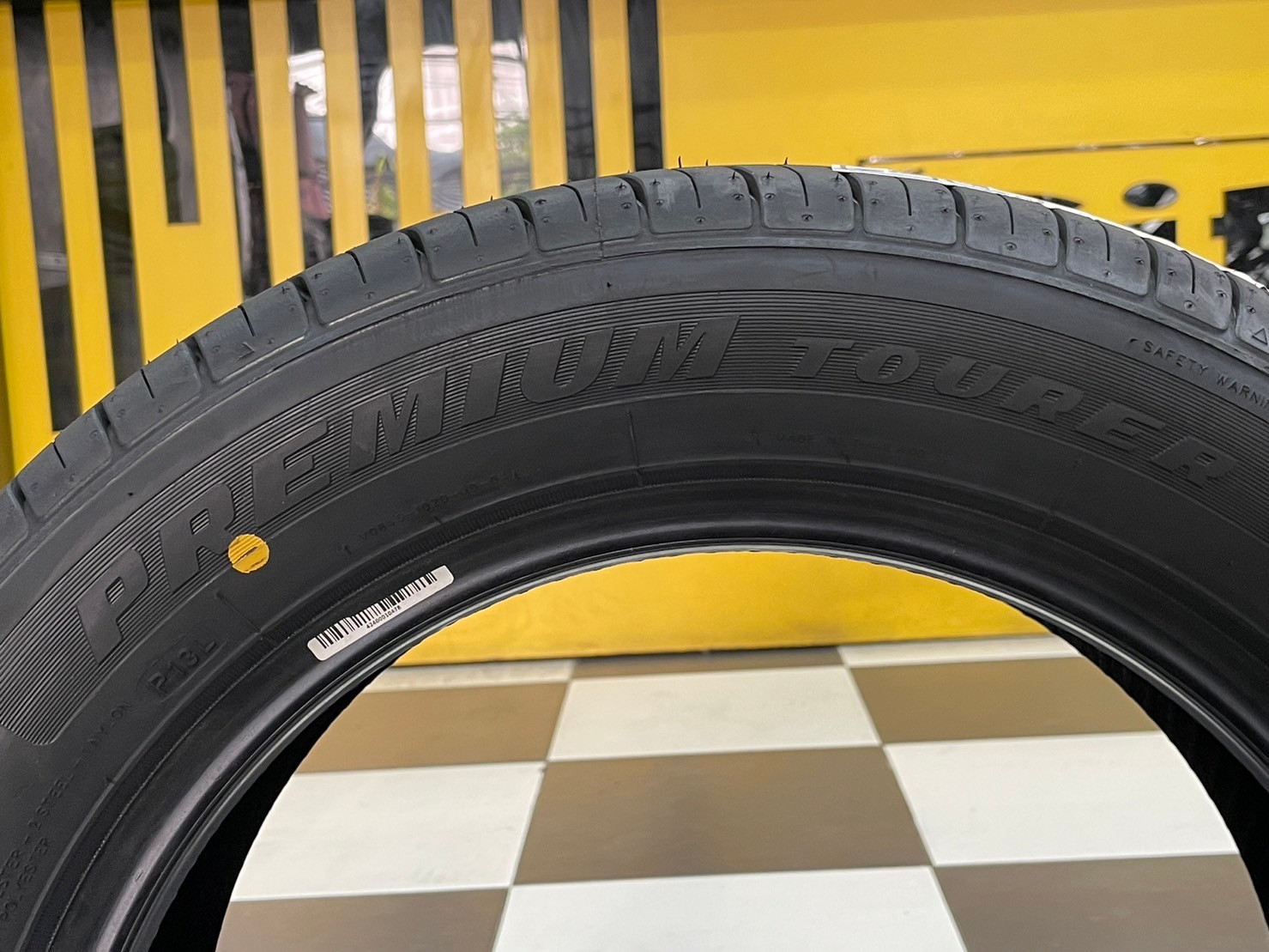 Deestone Premium Tourer RA01 185/60R15 🔥🔥🔥ยางใหม่ปี2024🔥🔥🔥