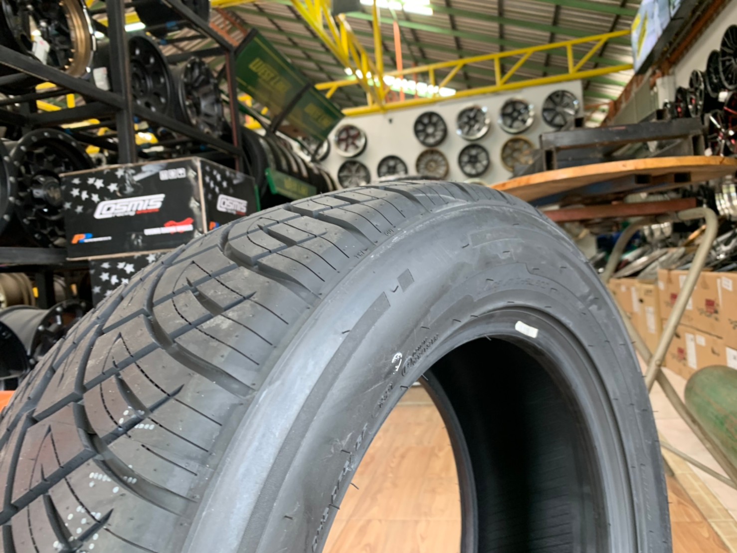 ยางสปอร์ตเร้าใจ สายซิ่ง Lenso D-1SP 255/55R18 ยางใหม่ปี2021