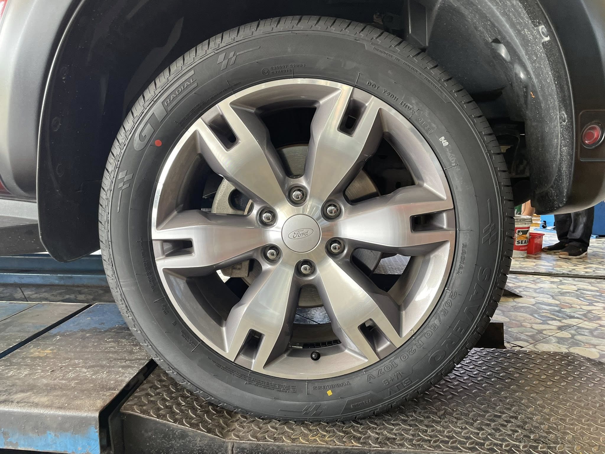 #FORD_EVEREST🛞 🚘เปลี่ยนยาง 🛞🐘#GT RADIAL #SAVERO SUV 265/50R20