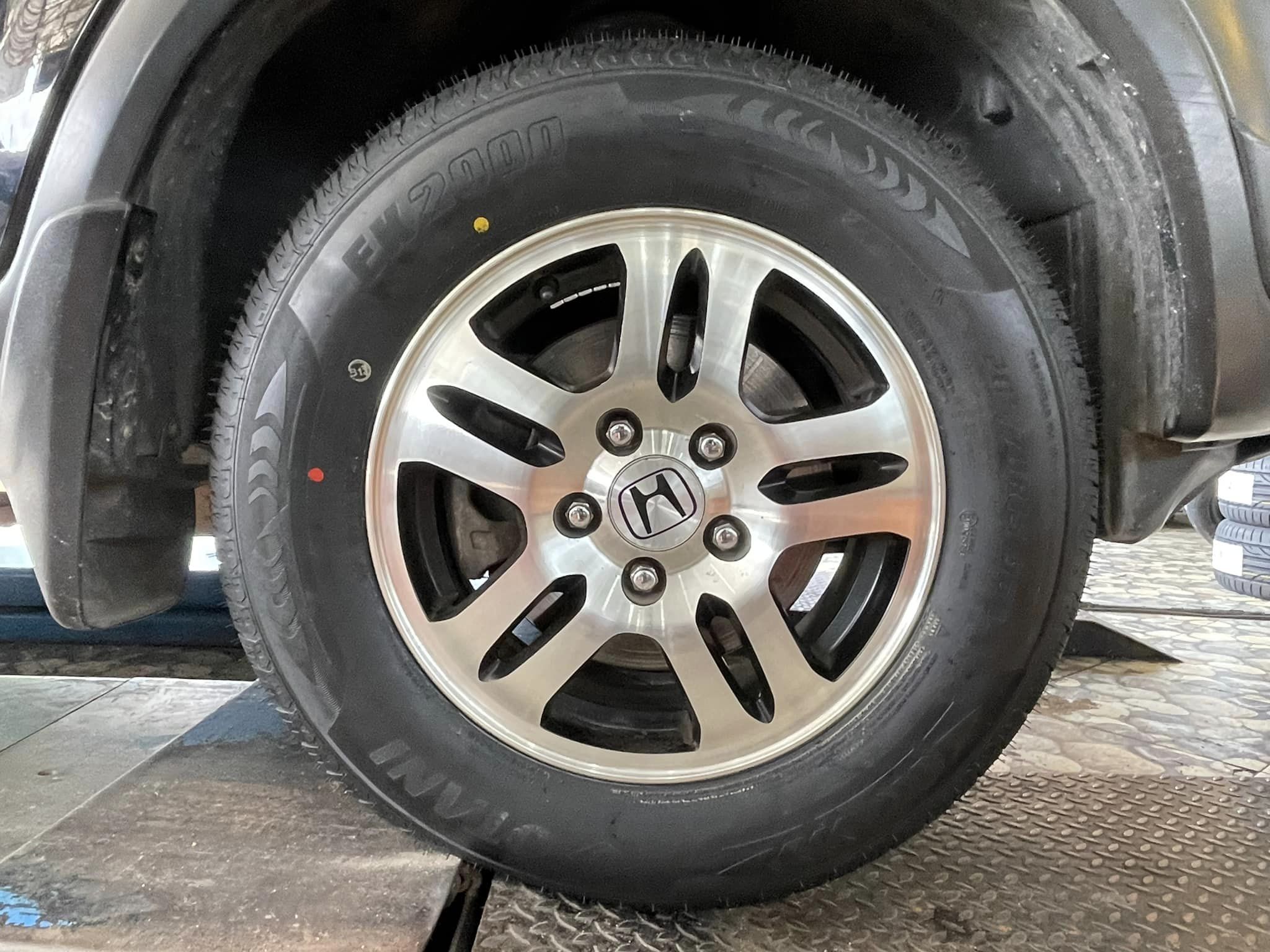 🚘 #HONDA_CRV เปลี่ยนยาง #OTANI #EK2000 205/70R15