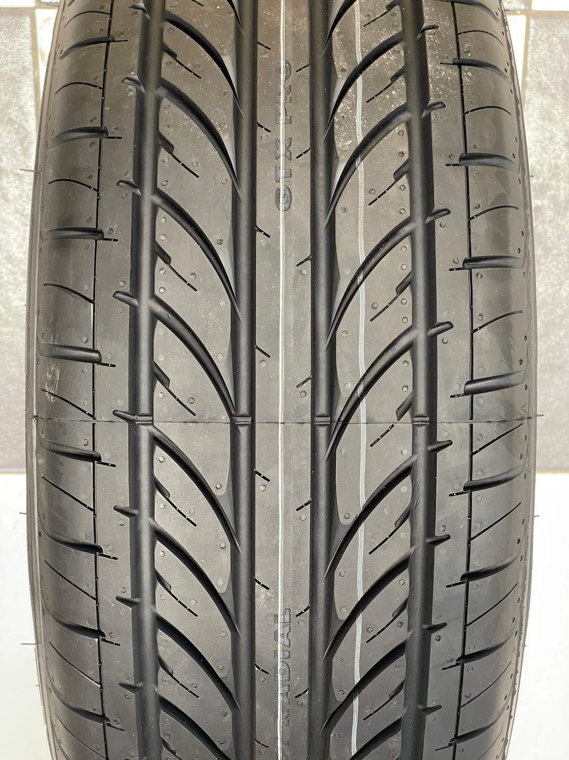 GT Radial Champiro GTX PRO ขนาดยาง 195/55R15 ยางใหม่ปี2023