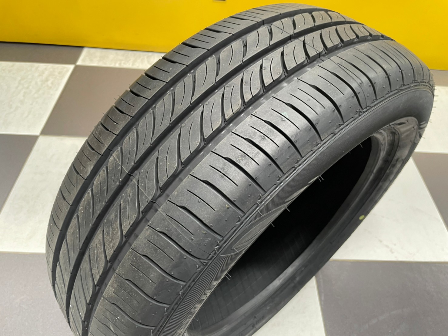 Dunlop Enasave EC300 205/55R16 ยางใหม่ปี2022 ยางไทย