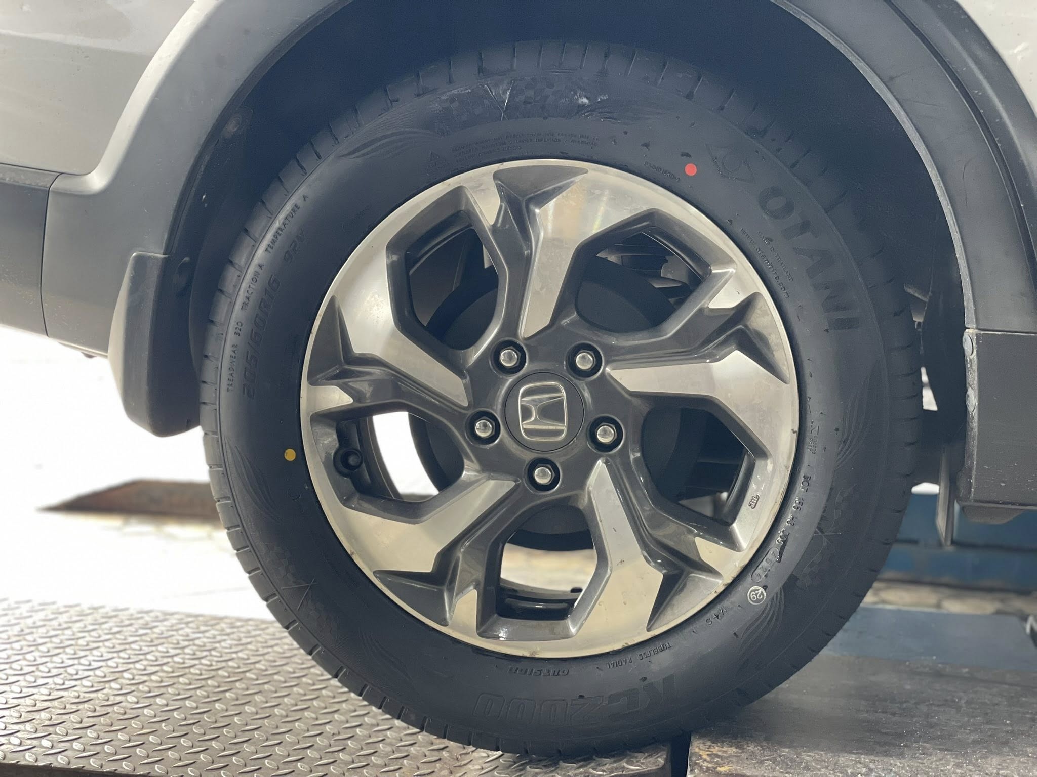 Honda_BRV 🚘 🛞🐘#OTANI_KC2000 205/60R16 🛞 🛞ยางคุณภาพดีนุ่มเงียบ🛞