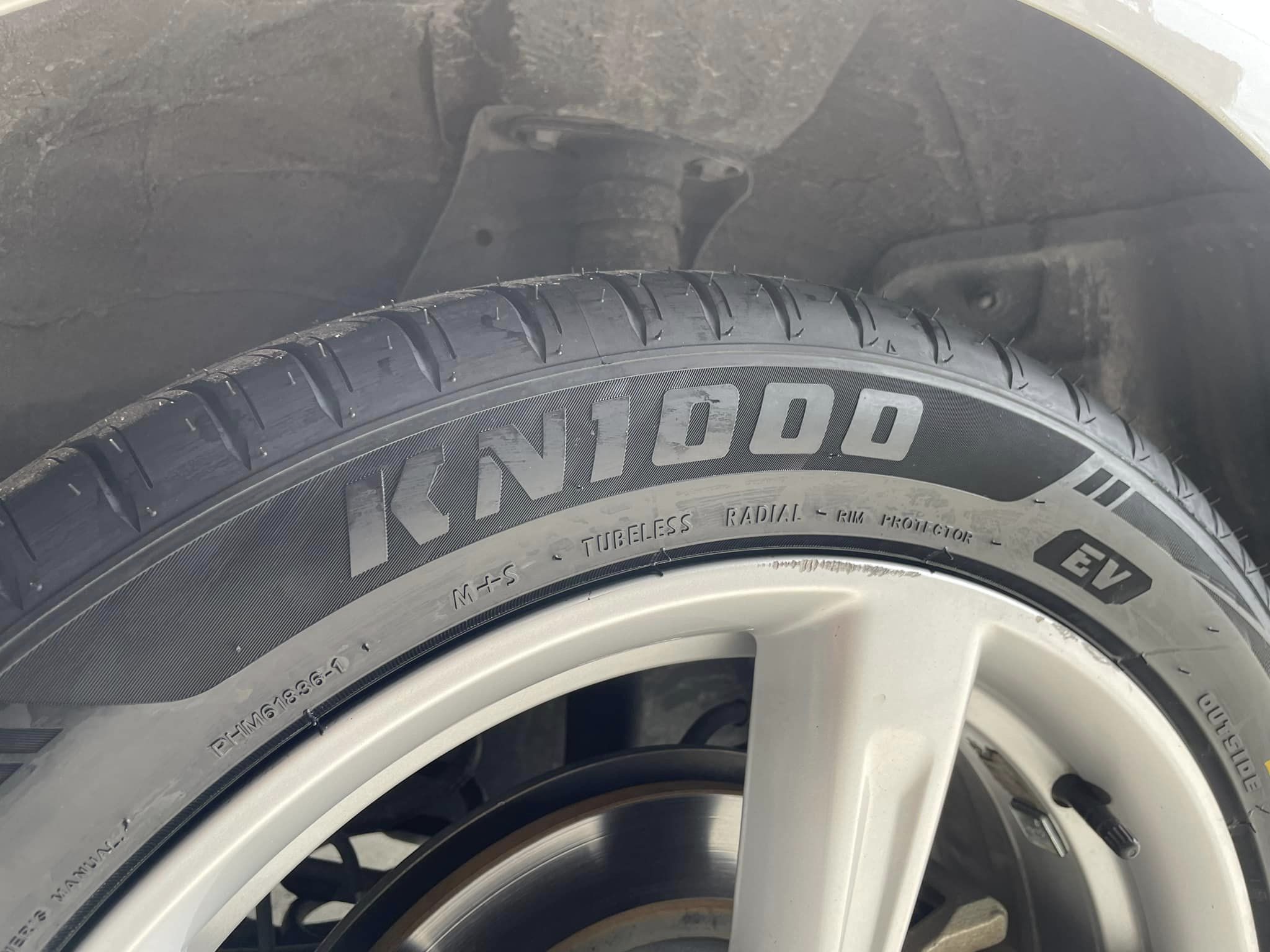 ORA_GOODCAT❤️ ยางEV เทคโนโลยีโฟมซับเสียง เพิ่มความนุ่มเงียบมากขึ้น #OTANI #KN1000 215/50R18