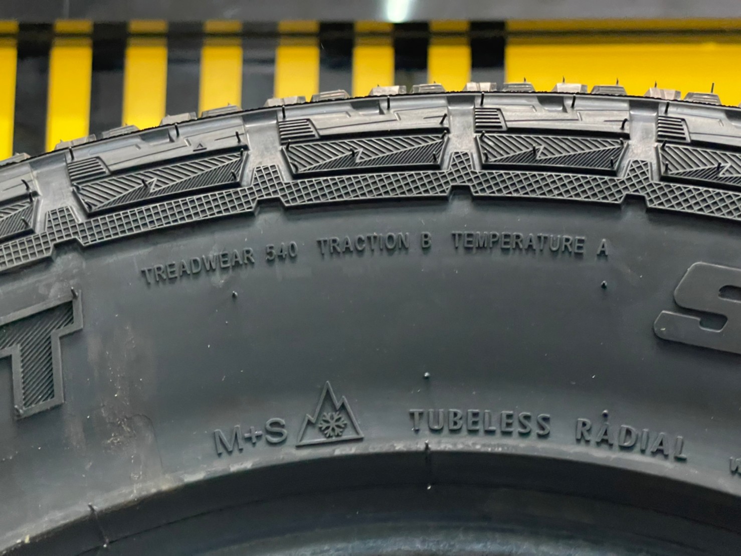OTANI SA3000 225/70R15 ยางใหม่ปี2023