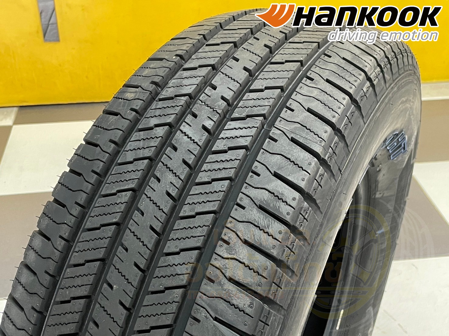 ยางใหม่ 265/70R16 HANKOOK Dynapro HT (RH12) ปี2024 ราคาพิเศษพร้อมติดตั้งฟรี
