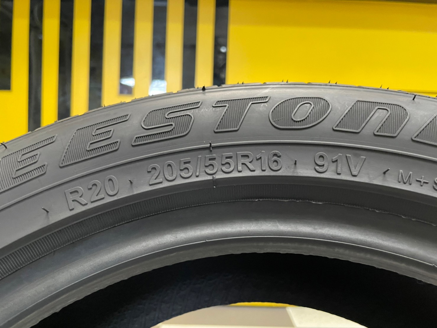 205/55R16 DEESTONE Public Trans R20 ยางใหม่ปี2022