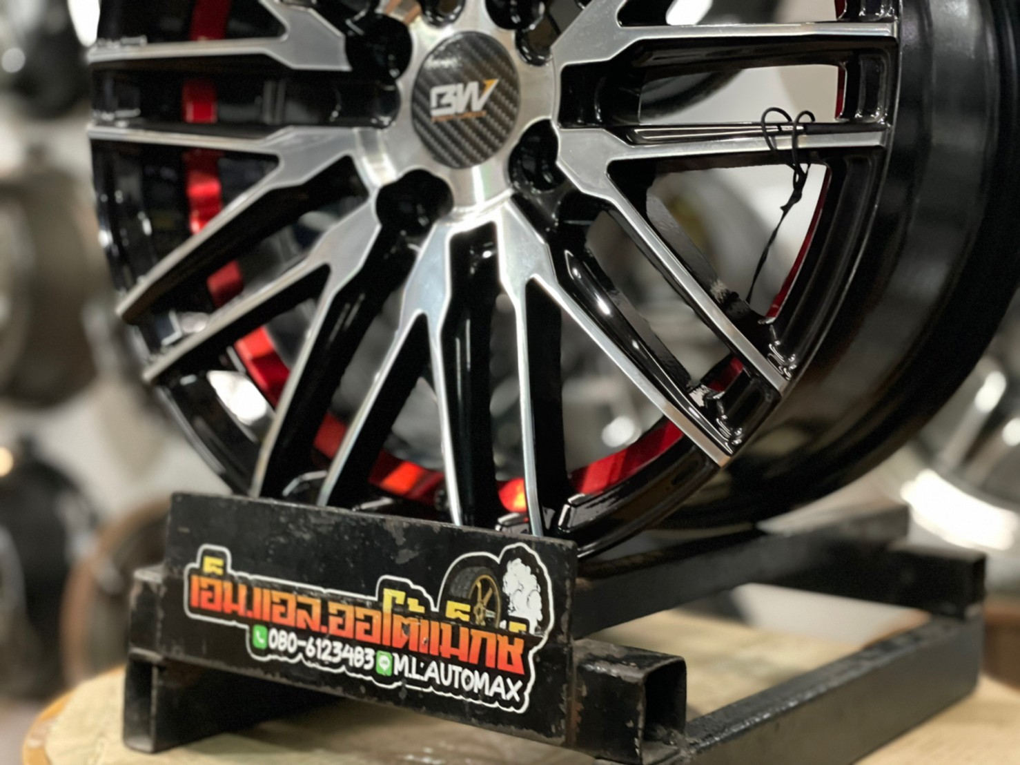 ล้อแม็กซ์ขอบ15 Brightwheels BW-56 ขอบ15 กว้าง7 ออฟ35 4รู100 สีดำหน้าเงาอันเดอร์คัตแดง(FP/B ED UN RED)