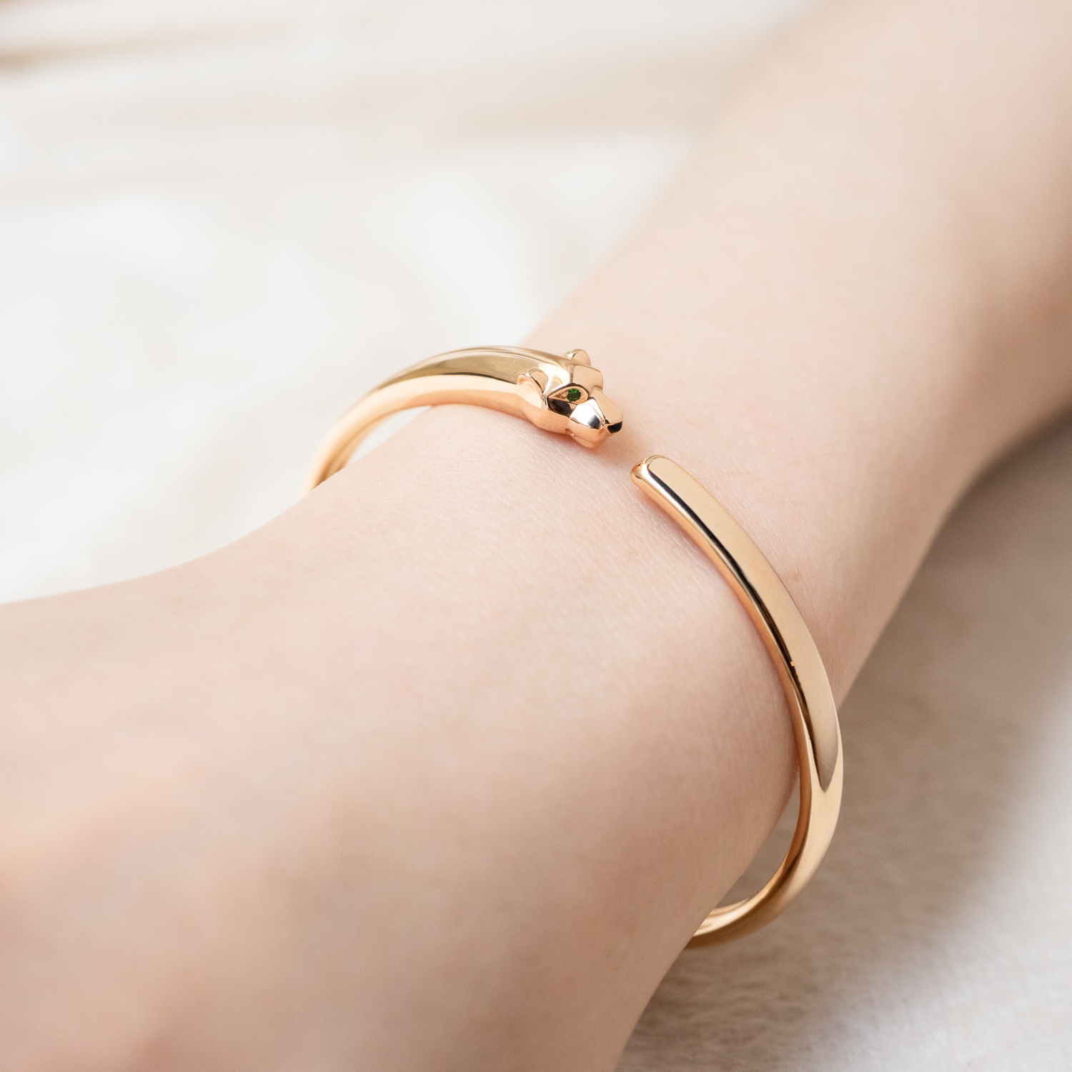 กำไล Cartier Panthère de Cartier Bracelet ทองชมพู18K ไซส์17 (Used) +กล่องและการ์ดไทย2022