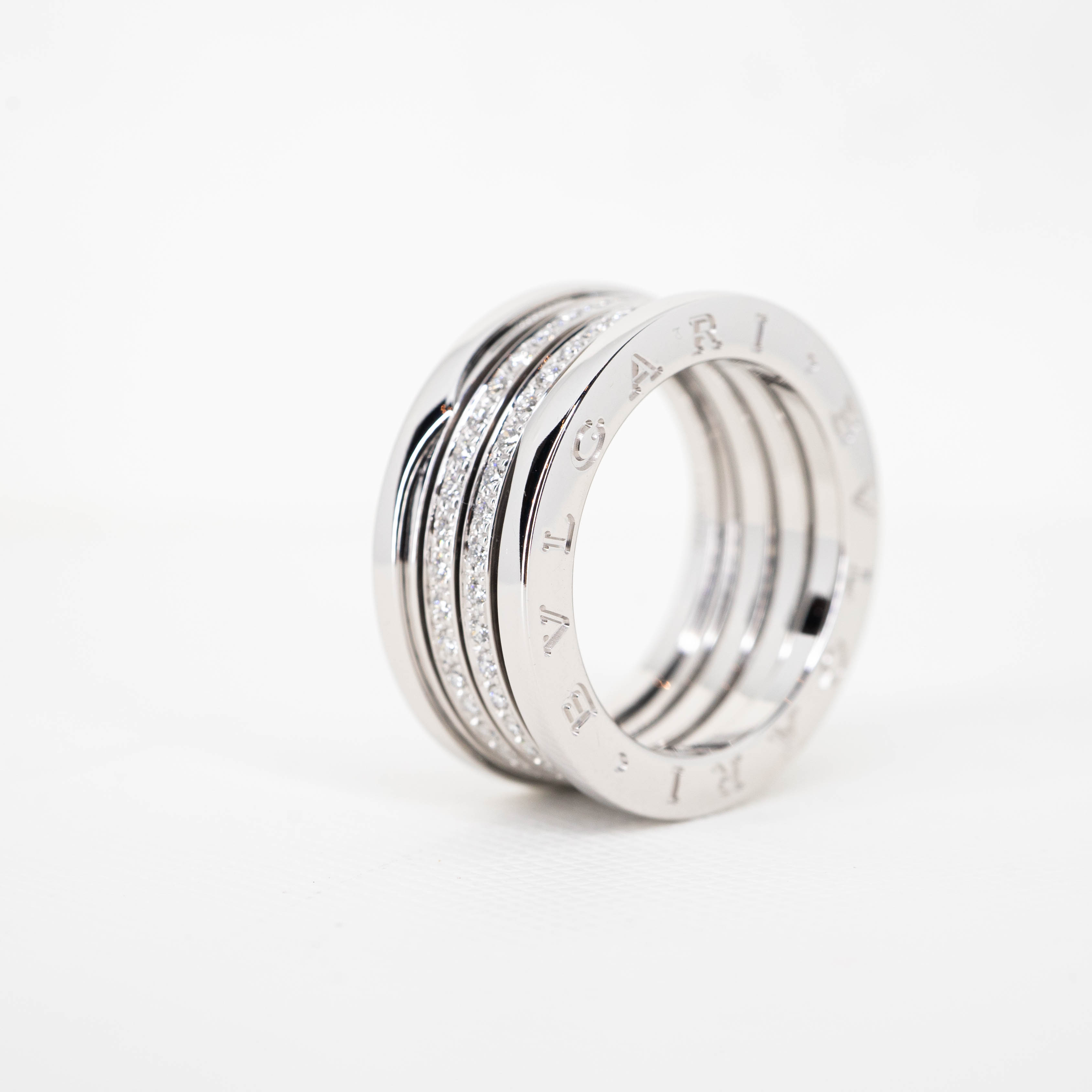 ** Sold ** แหวน Bvlgari B.zero1 4band with Pave Diamonds ทองขาว18K ไซส์ 58# (Used) +กล่องและการ์ด