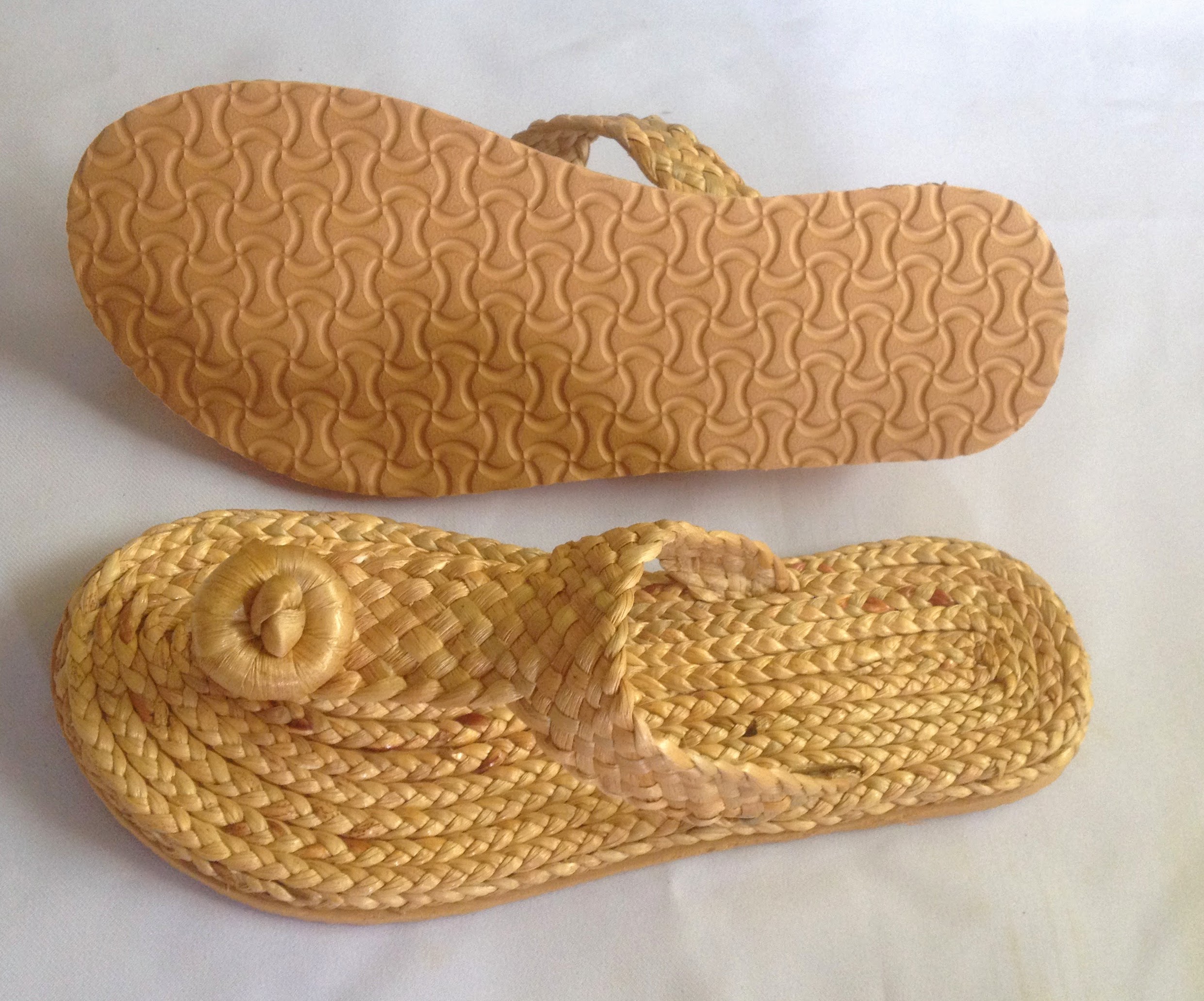 BSS408W :รองเท้าแตะสานใส่เดินในบ้าน ราคาส่ง 1 โหล 12คู่