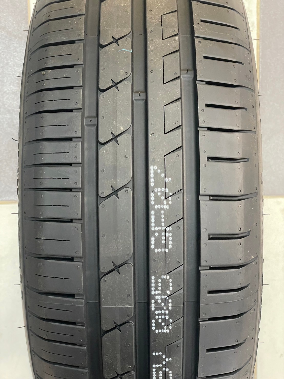 Giti Synergy H2 195/55R15 ยางใหม่ปี2024
