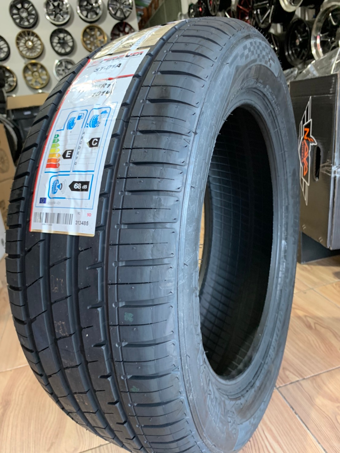 225/55R17 ยางรถยนต์ FIRENZA ST-01A BY DUNLOP