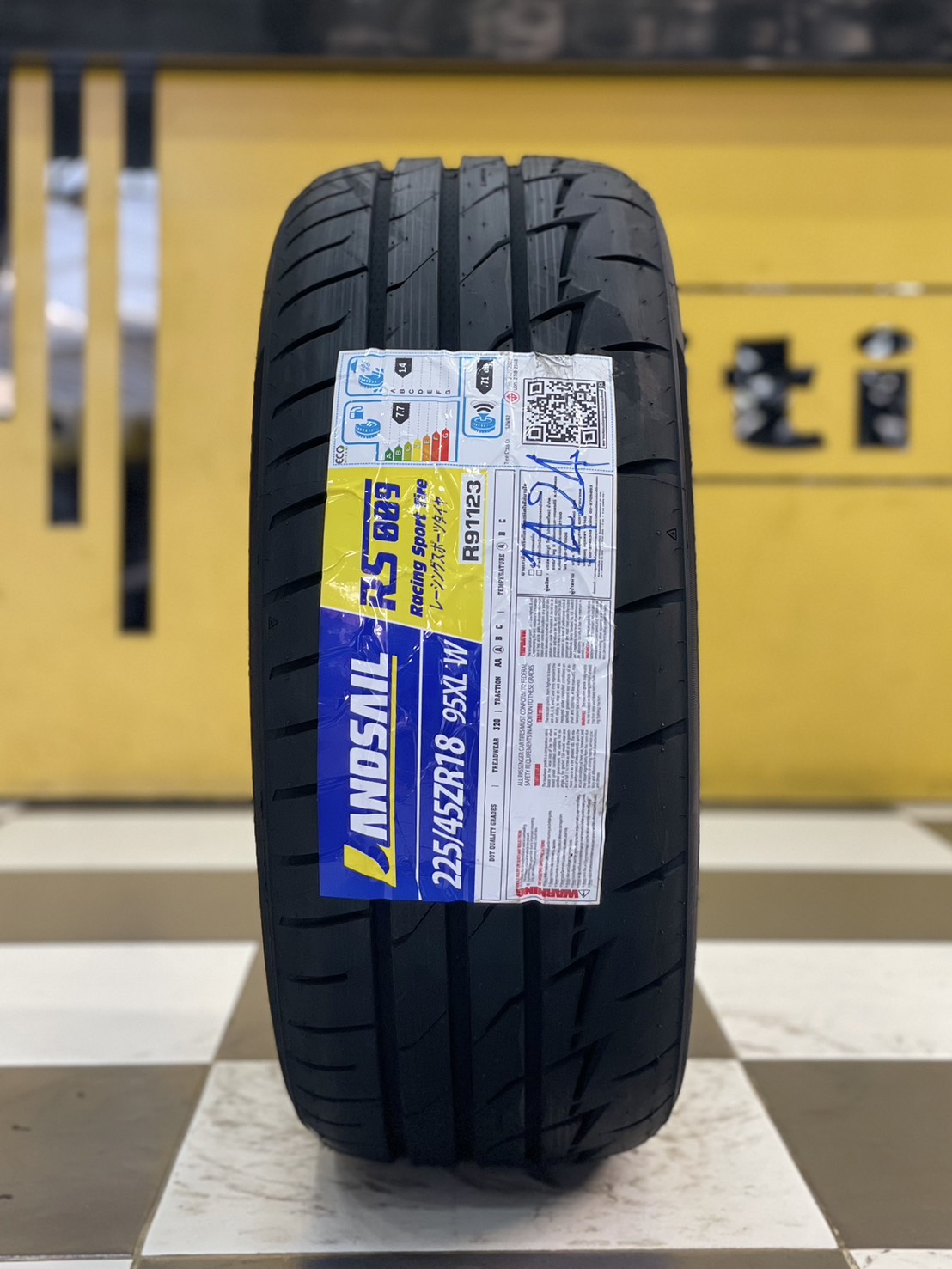 ยางลายซิ่ง 🔥🔥🔥#Landsail #RS009 225/45R18👍 ยางMade in Thailand 🔥🔥ยางสปอร์ต นุ่ม หนึบ ยางใหม่ปี2024