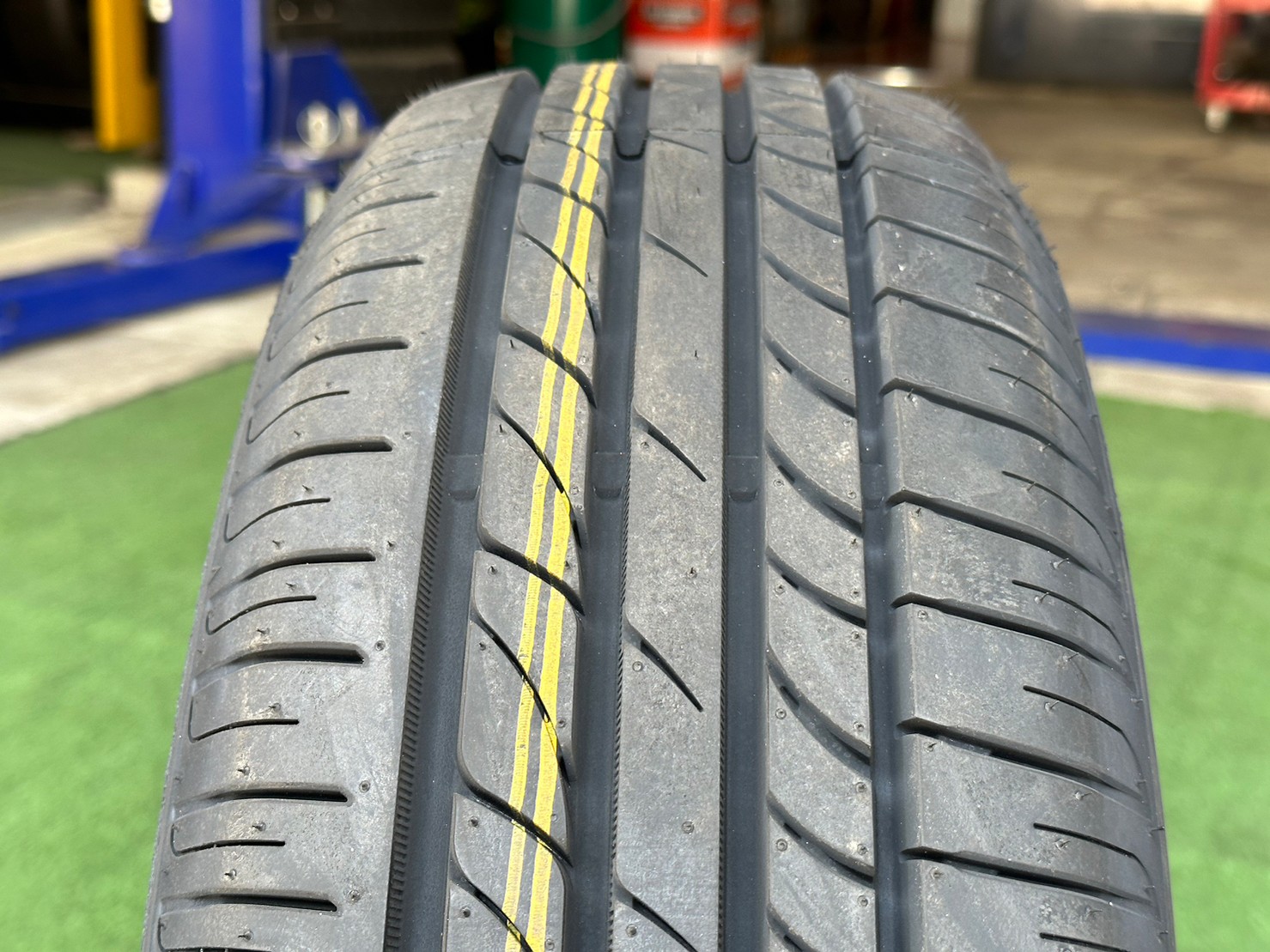 OTANI EK1000 185/65R15 ยางใหม่ปี2023 ราคาพิเศษพร้อมติดตั้งฟรี สามารถสอบถามเพิ่มเติมได้ค่ะ