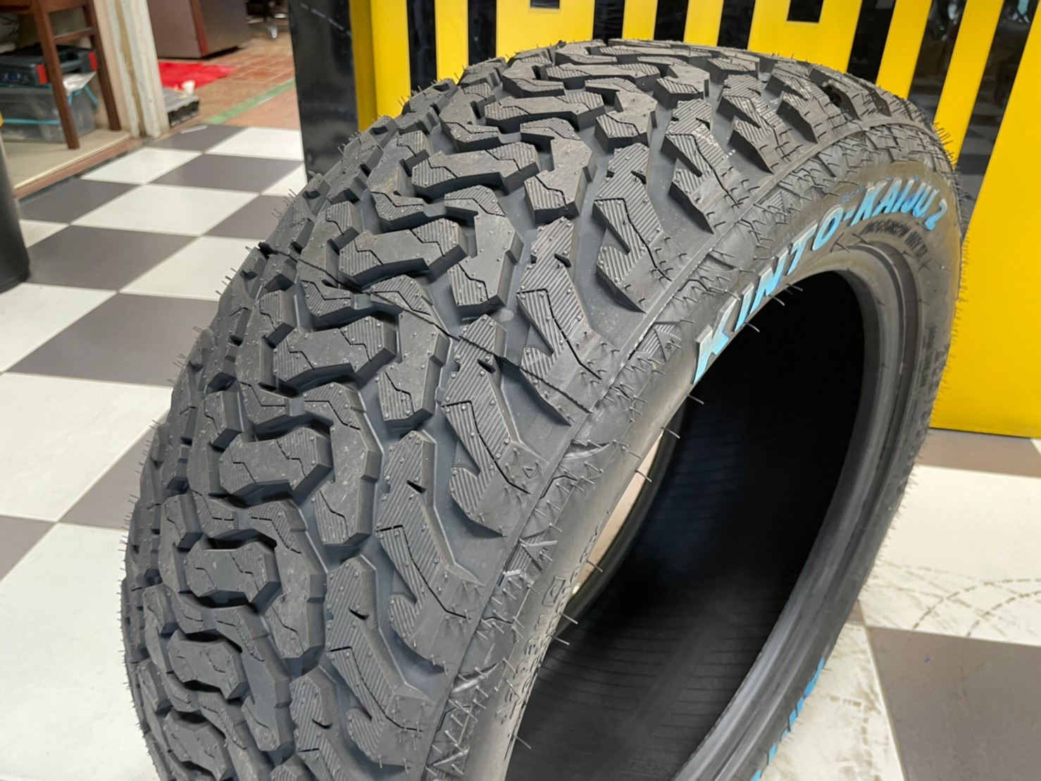 265/50R20 ยาง A/T KINTO KAIJU 2 ยางใหม่ปี2023