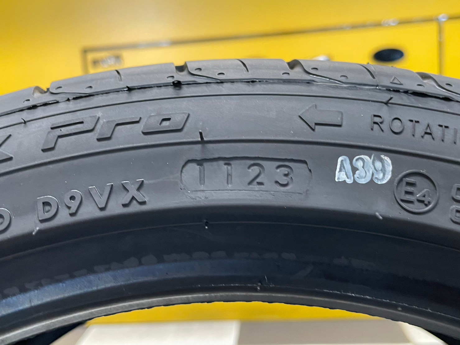 GT Radial Champiro GTX PRO 205/45R17 ยางใหม่ปี2023