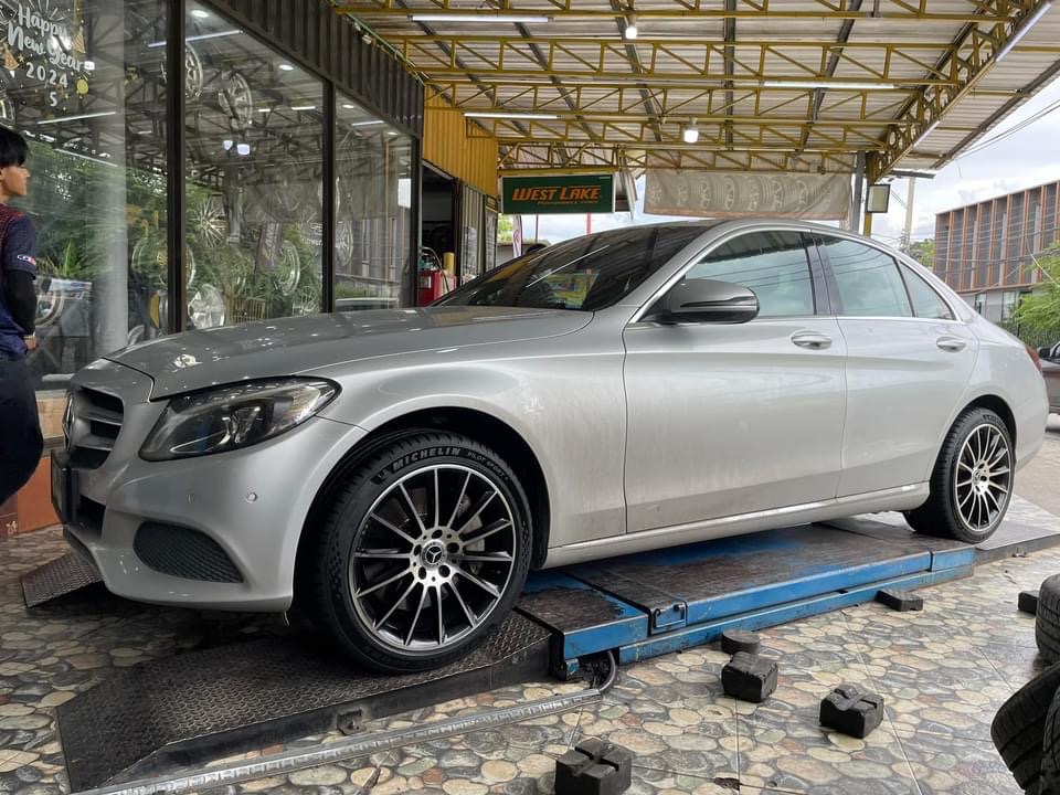 #BENZ_C350e🚘❤️💫 🛞🐘#MICHELIN_PILOT SPORT5 225/45R18 ❤️ 🛞 #MICHELIN_PILOT SPORT5 245/40R18