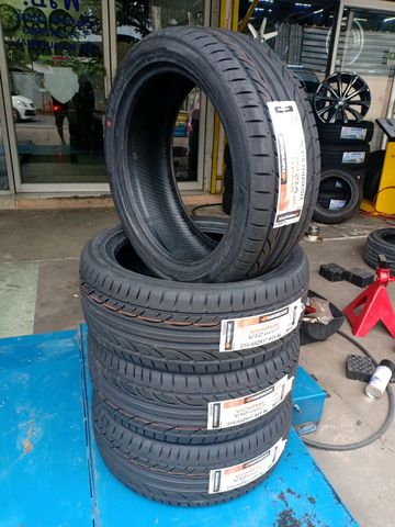 ยางใหม่ Hankook V12 215/45R17