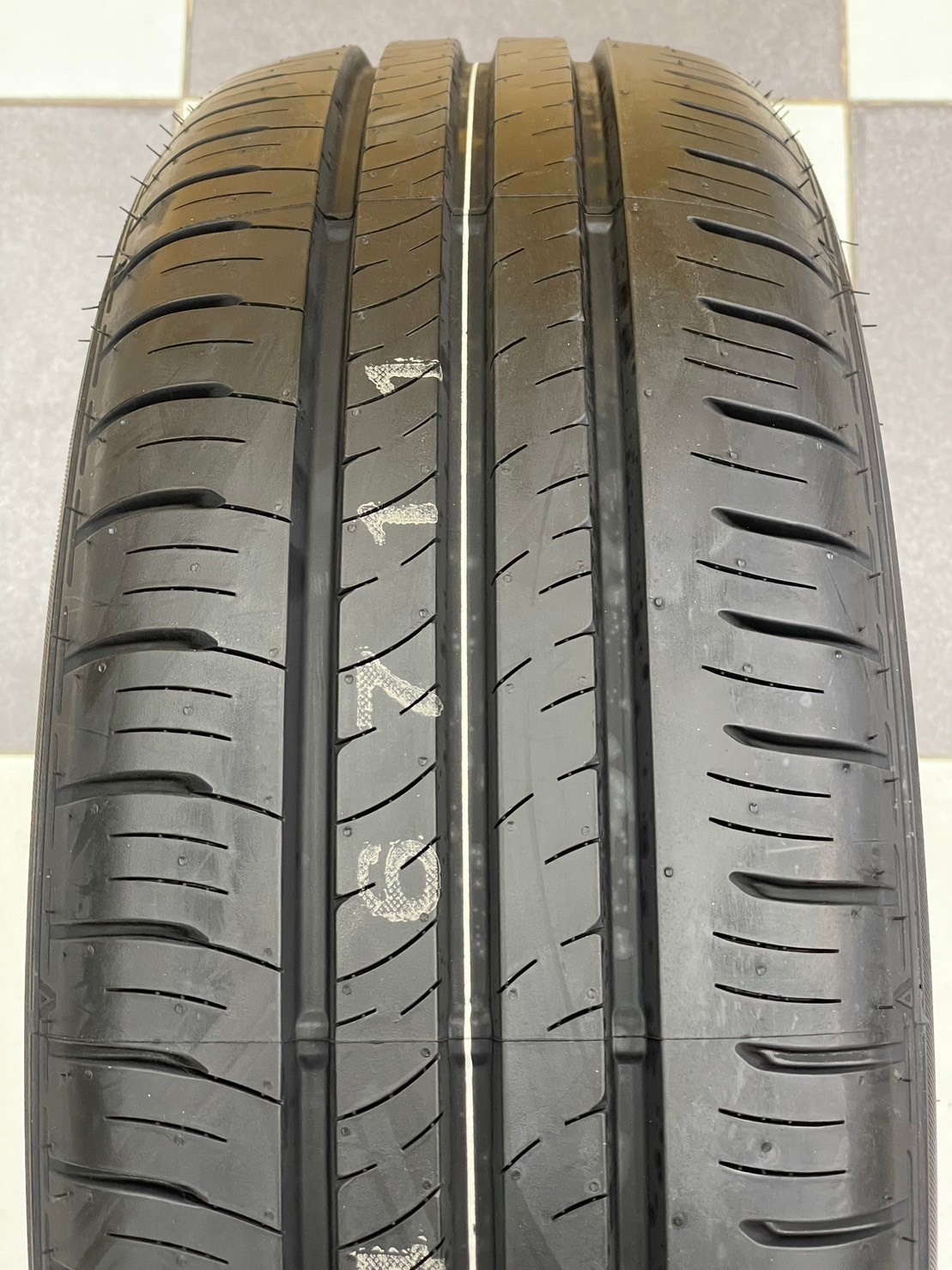 DUNLOP ENASAVE EC300+ 205/60R16 ยางใหม่ปี2024