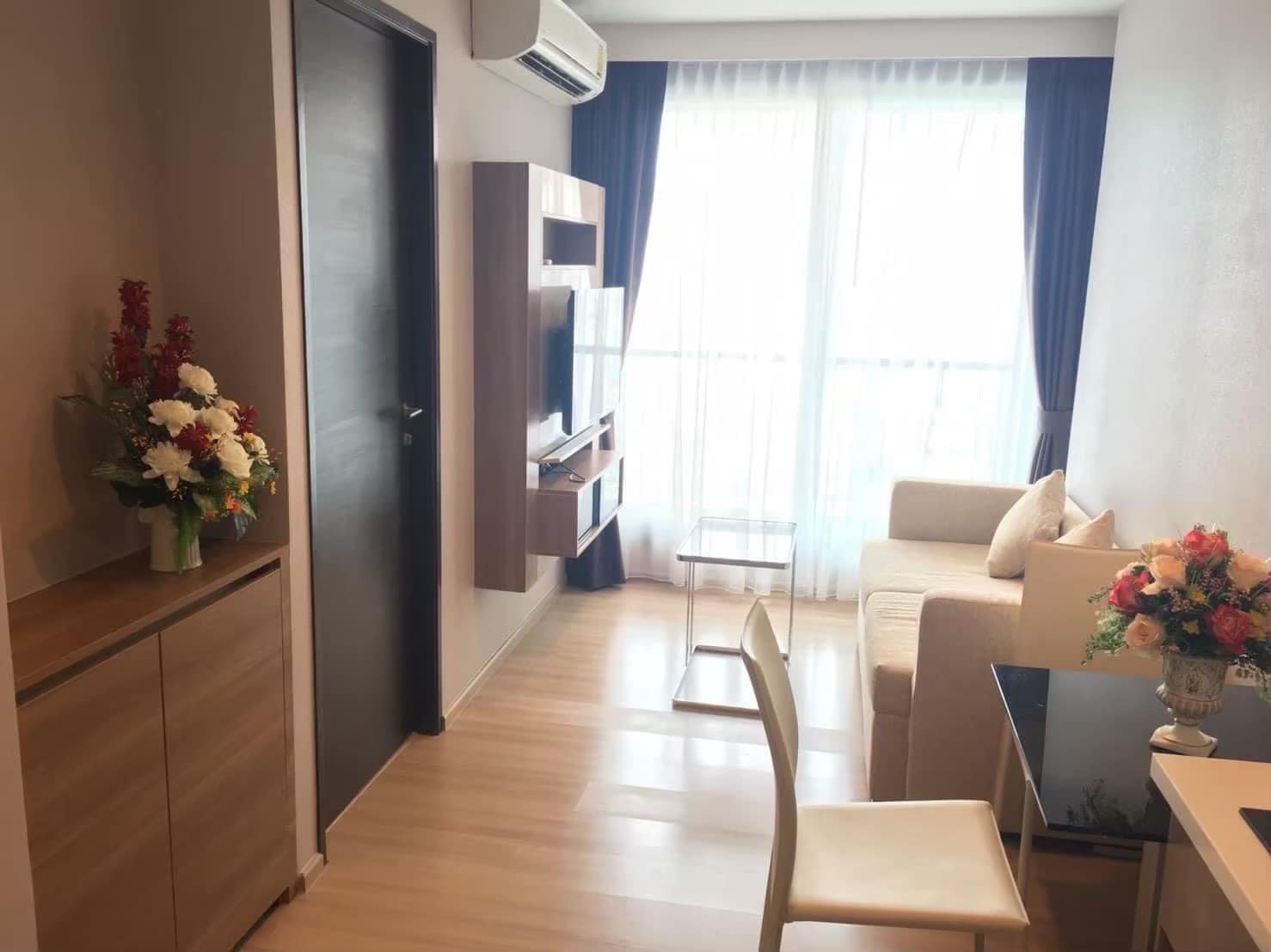 *FOR RENT* Rhythm Sathorn ใกล้ BTS สะพานตากสิน