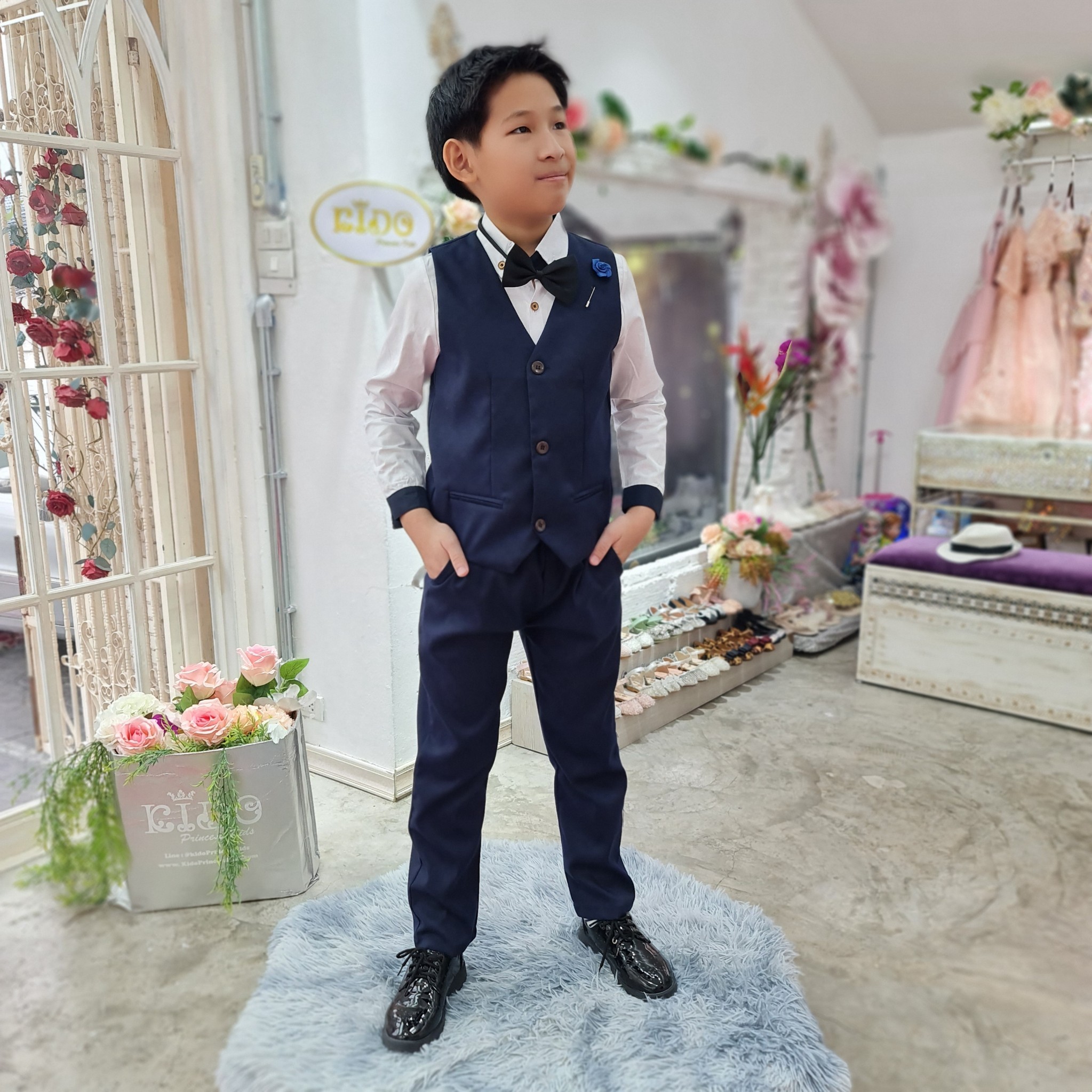 สูทเด็กผู้ชาย(หน้าร้านอยู่รัชดา ลองได้ถ่ายรูปจากชุดจริง)S134สีน้ำเงินฟ้าเซ็ตสูท5ชิ้น สูท เสื้อเชิ้ต กั๊ก กางเกง หูกระต่าย