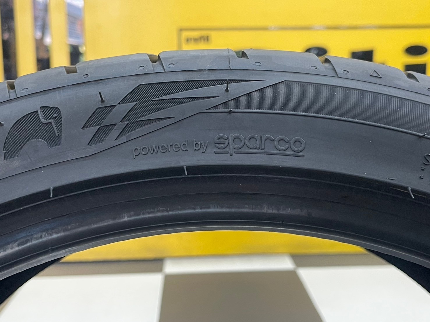 GITI SPORT S2 225/40R18 ยางใหม่ปี2024