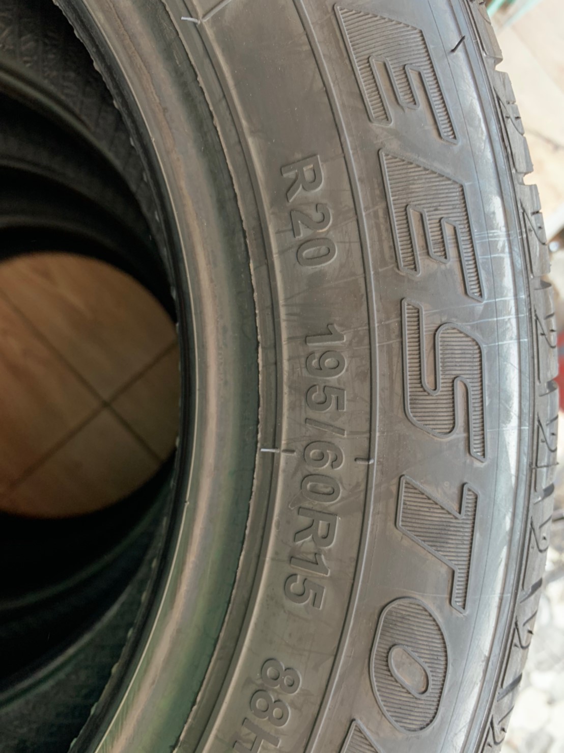 ยางใหม่ปี2020 ยางใหม่Deestone R20 195/60R15