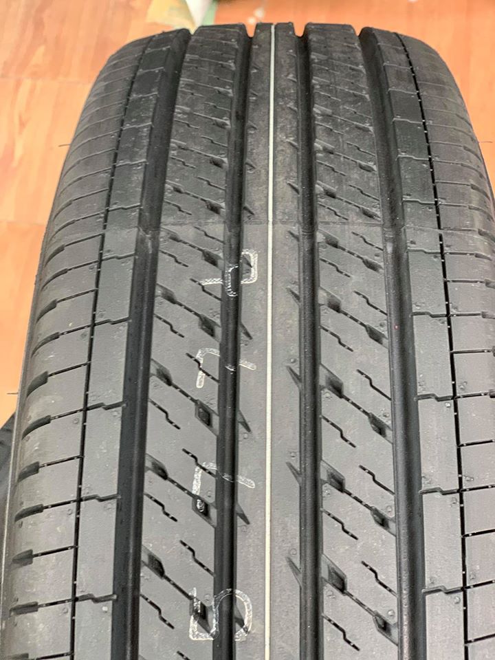 ยางใหม่Dunlop SP LT37 215/70R15 ยางใหม่ปี2020