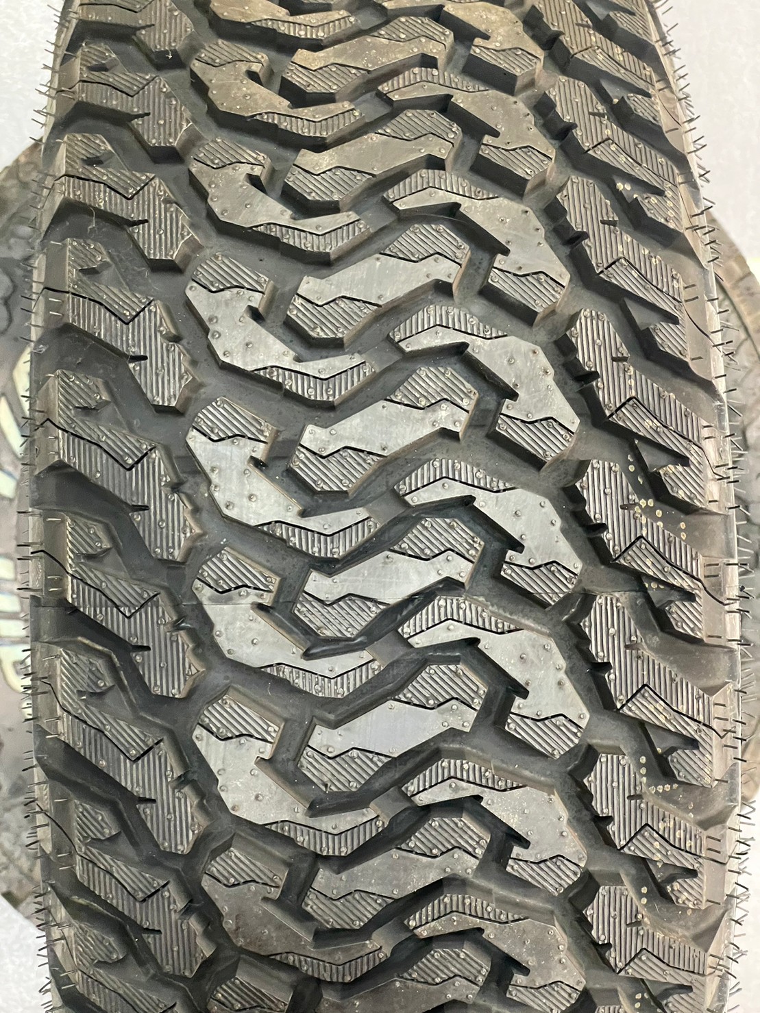 KINTO KAIJU-2 265/70R16 ยางใหม่ปี2022