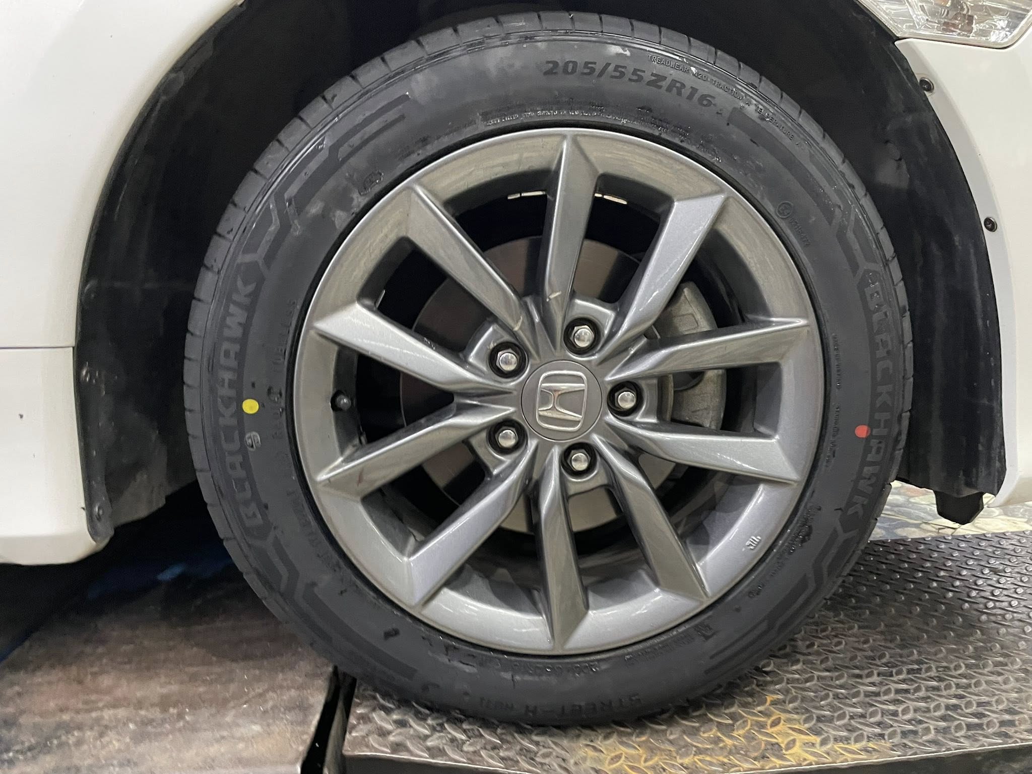 HONDA_CIVIC 🚘เปลี่ยนยาง ยางนุ่มเงียบราคาสบายกระเป๋า🛞🐘#BLACKHAWK_HU71_205/55R16