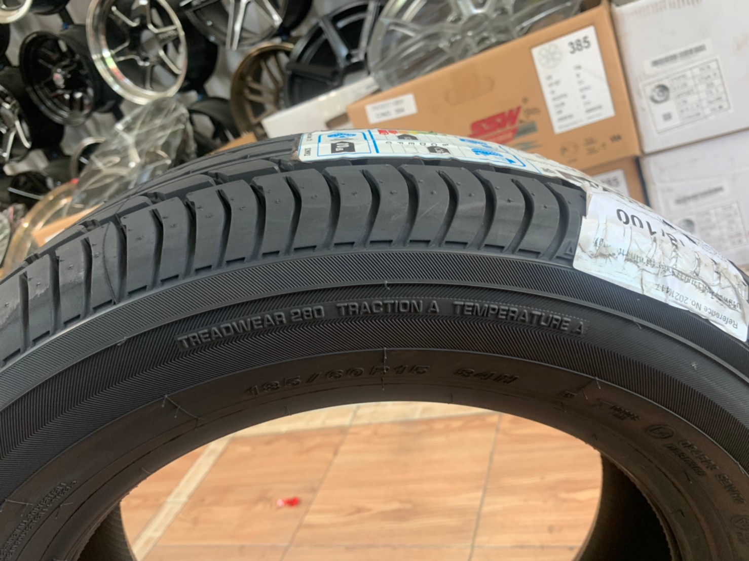 ยางใหม่ 185/60R15 Yokohama E70 ยางใหม่ปี2021