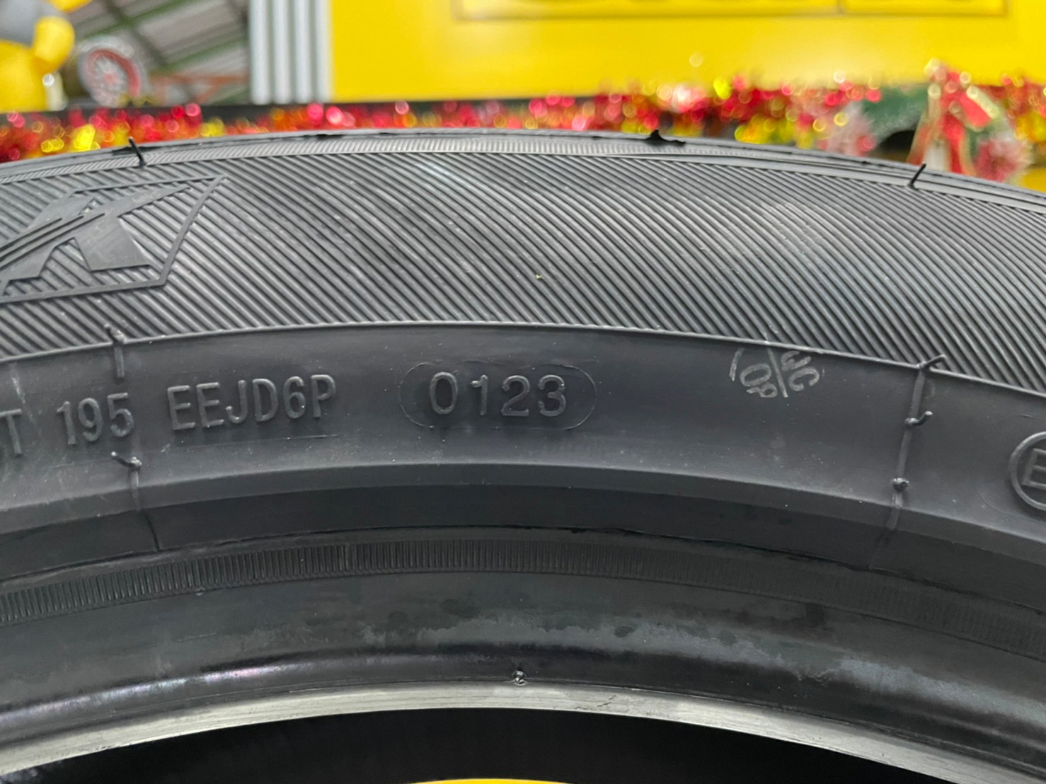 KINTO V36 265/50R20ยางใหม่ปี2023