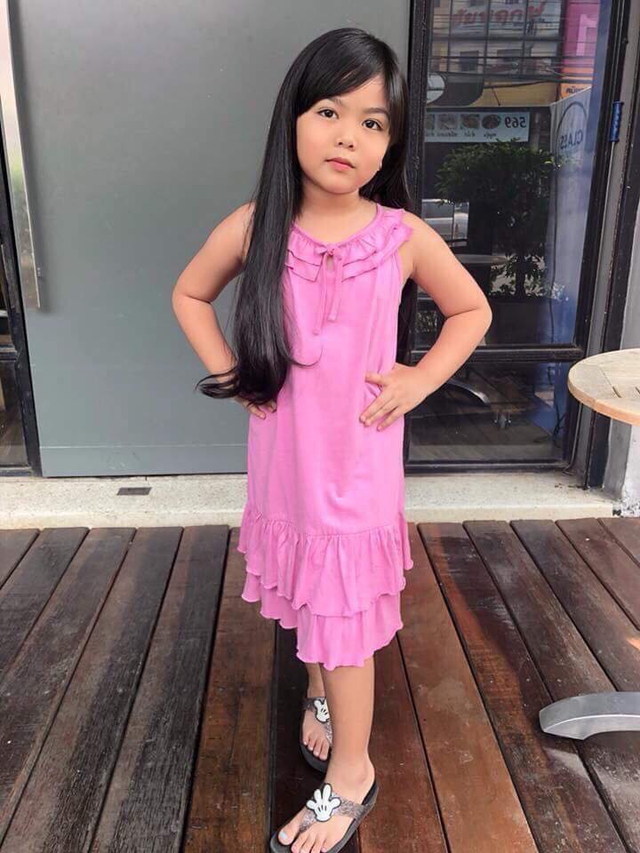 ชุดกระโปรงสีชมพู GAP