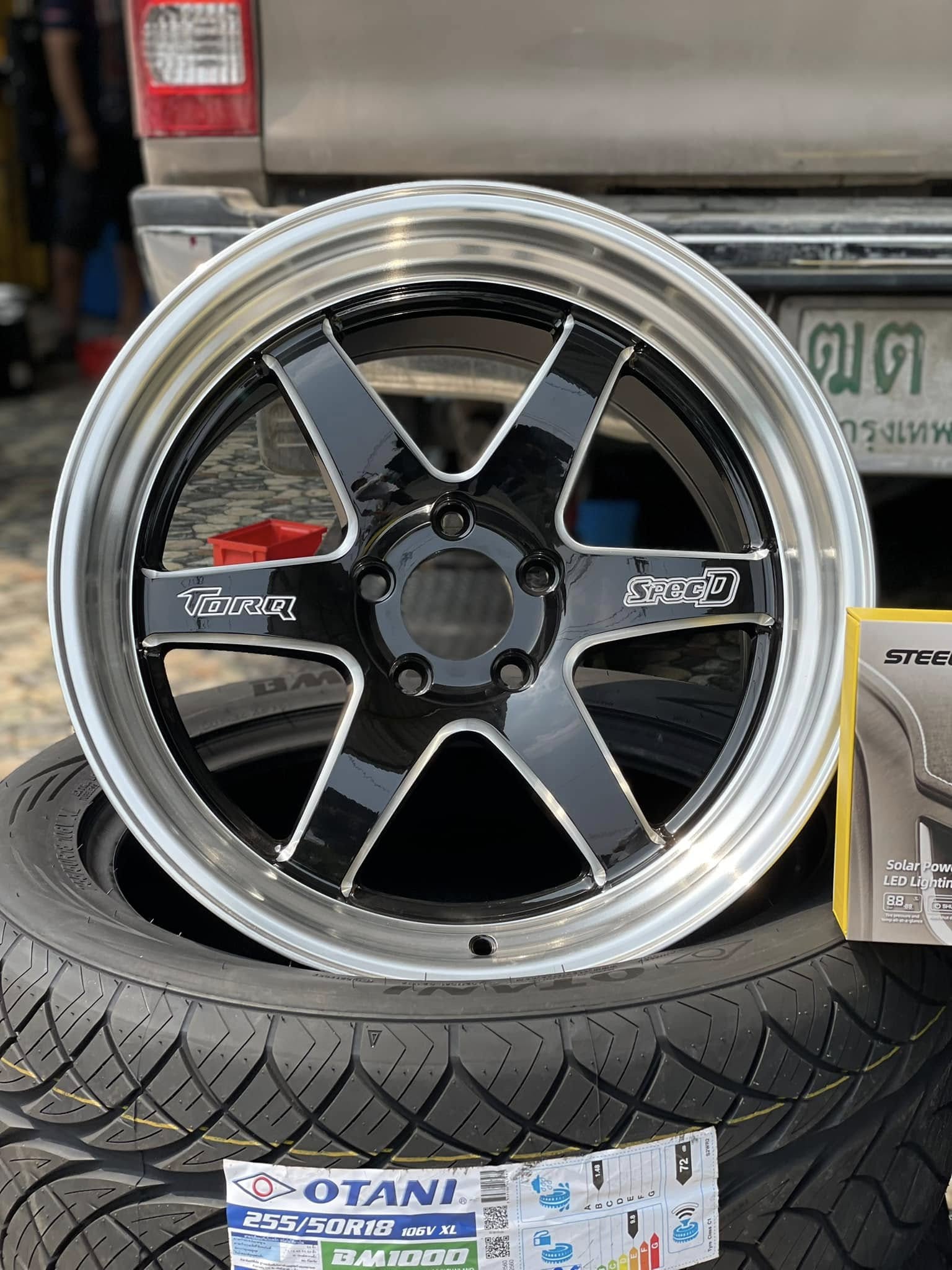 🚘 #TOYOTA_VIGO🛞 #OTANI #BM1000 255/50R18 #ล้อTORQ_D1S 18X9.518X10.5 ET+25 5X114.3 #บริการตั้งศูนย์ล้อ